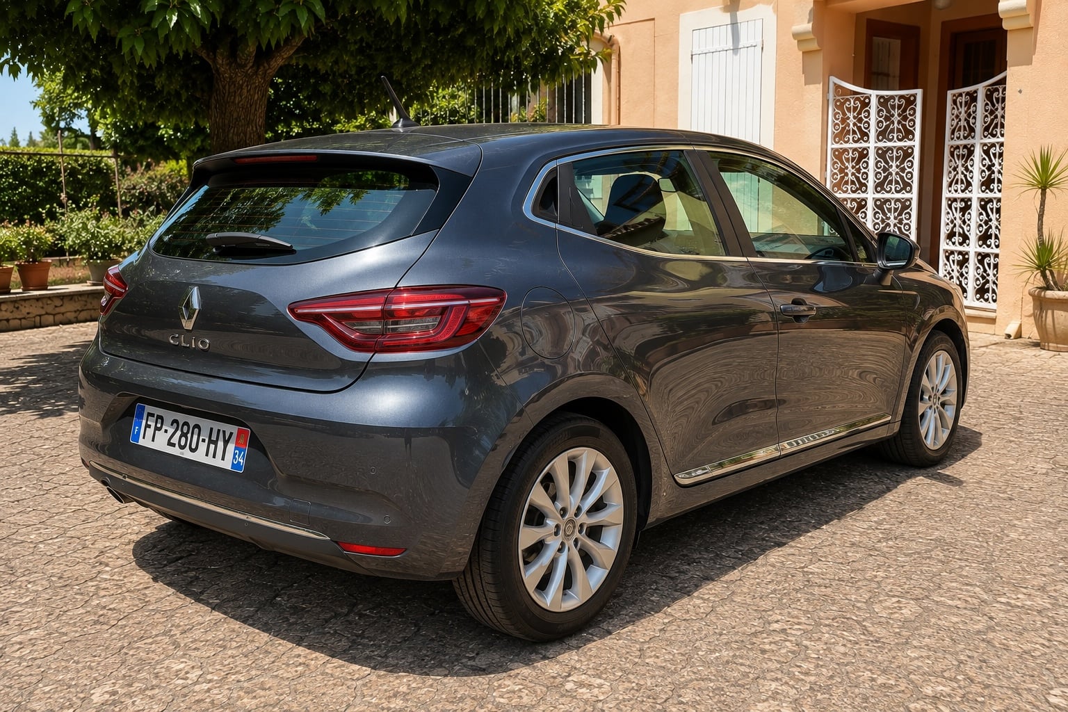 Renault Clio avec GPS