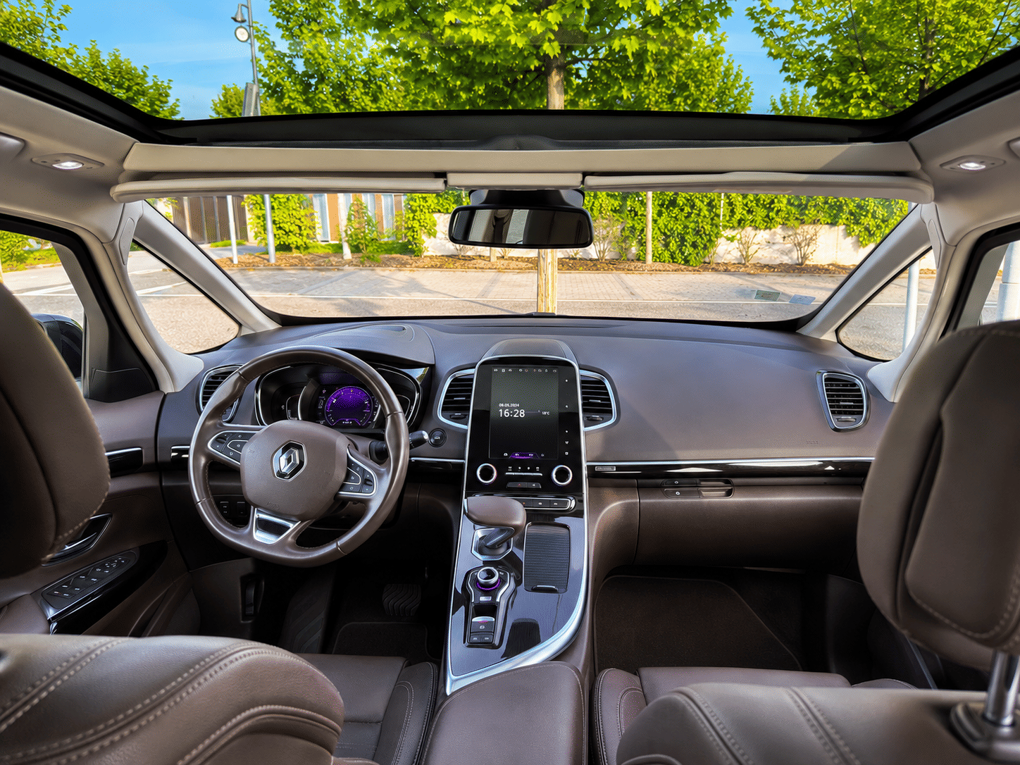 Renault Espace 1,6 DCi 160 ch Intens, automatique avec GPS