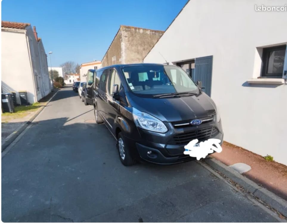 Ford Transit Custom Fourgon, 2015, Diesel, 9 places et plus