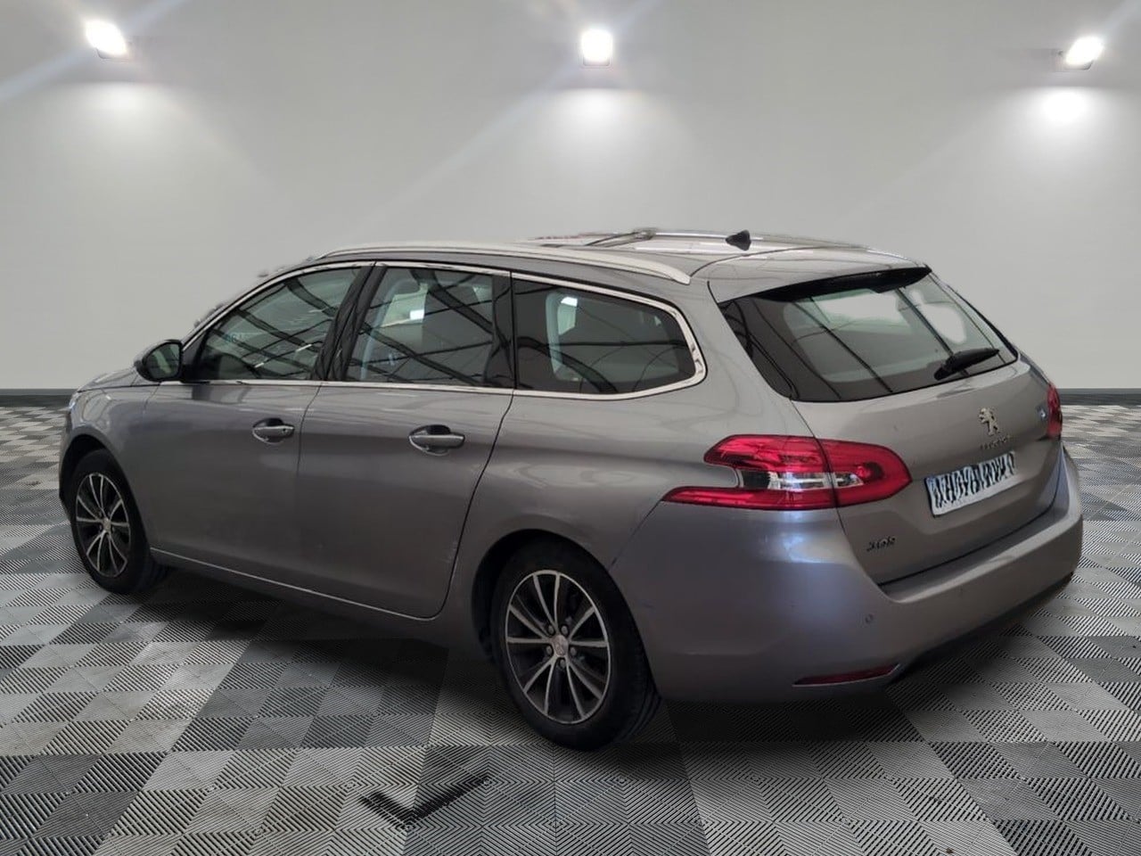 Peugeot 308 SW avec GPS