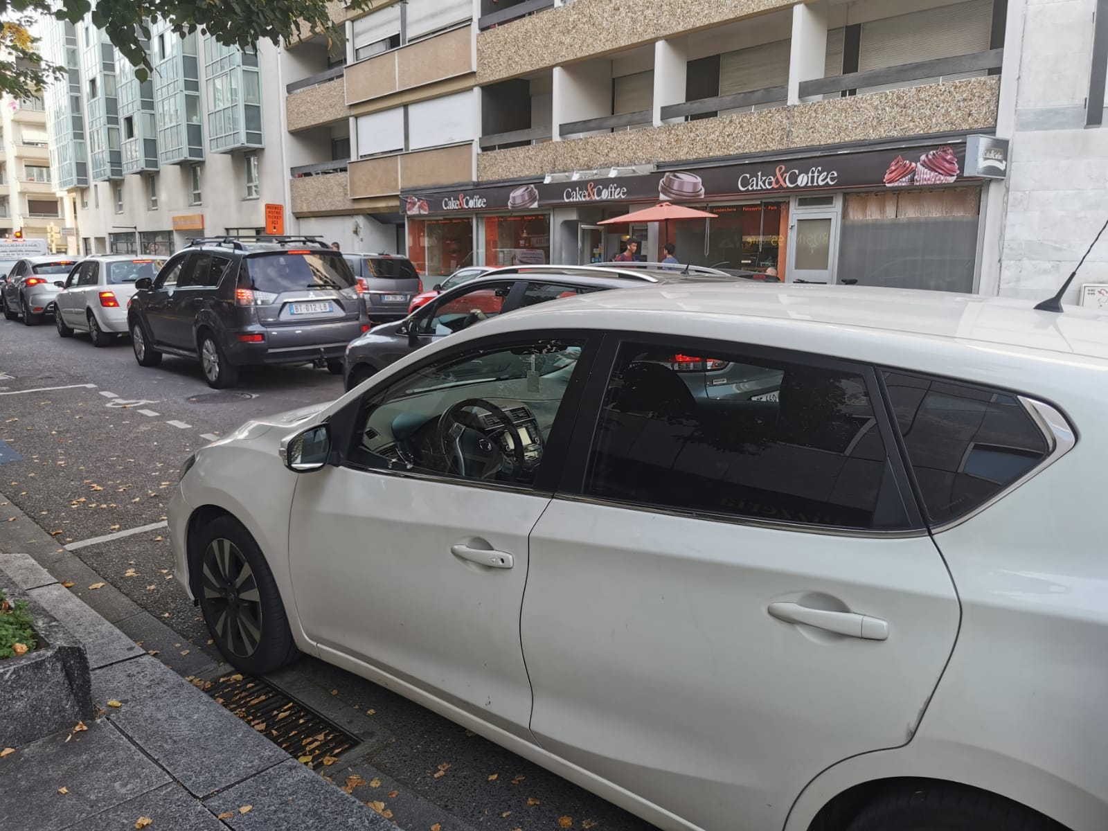 Nissan Pulsar avec GPS