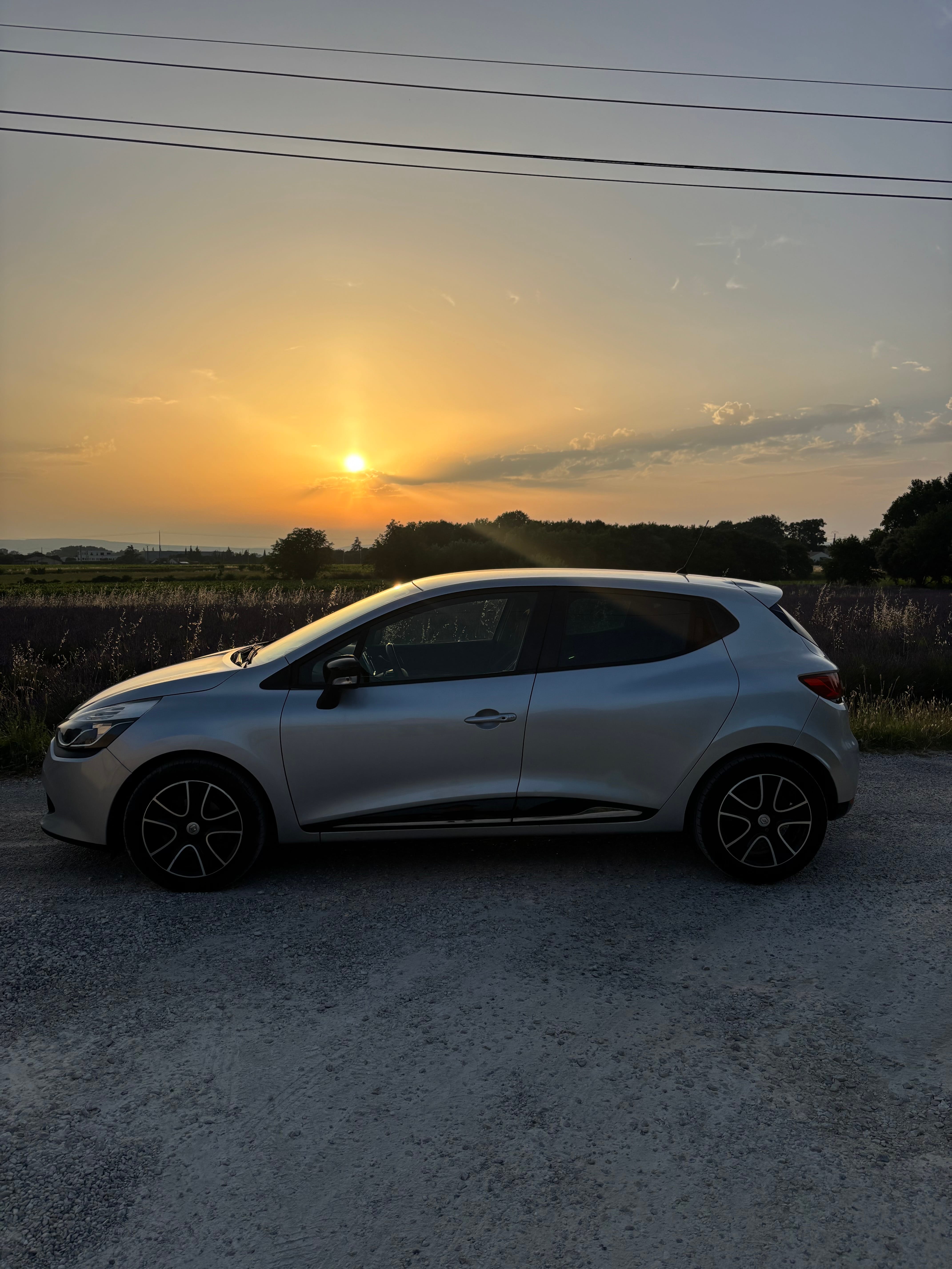 Renault Clio avec Climatisation