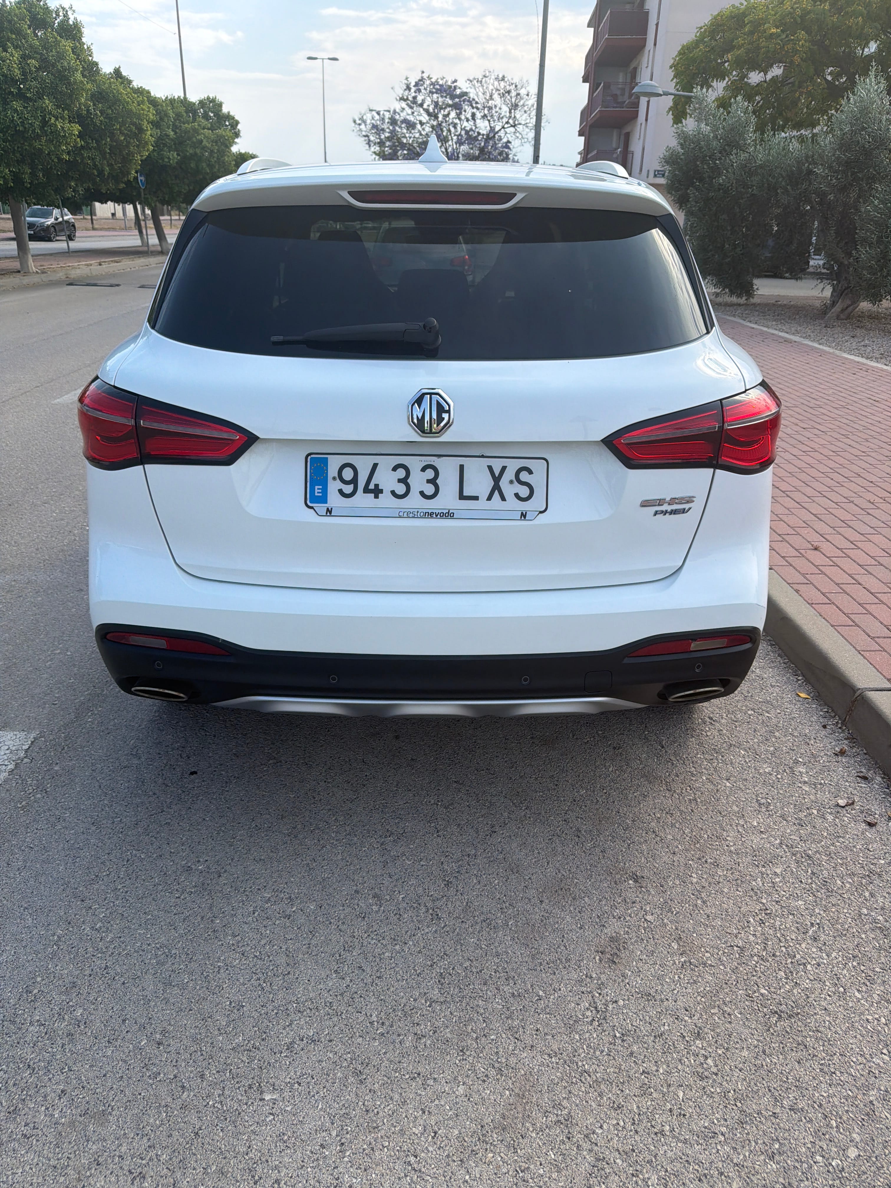 MG HS PHEV con Audio Bluetooth