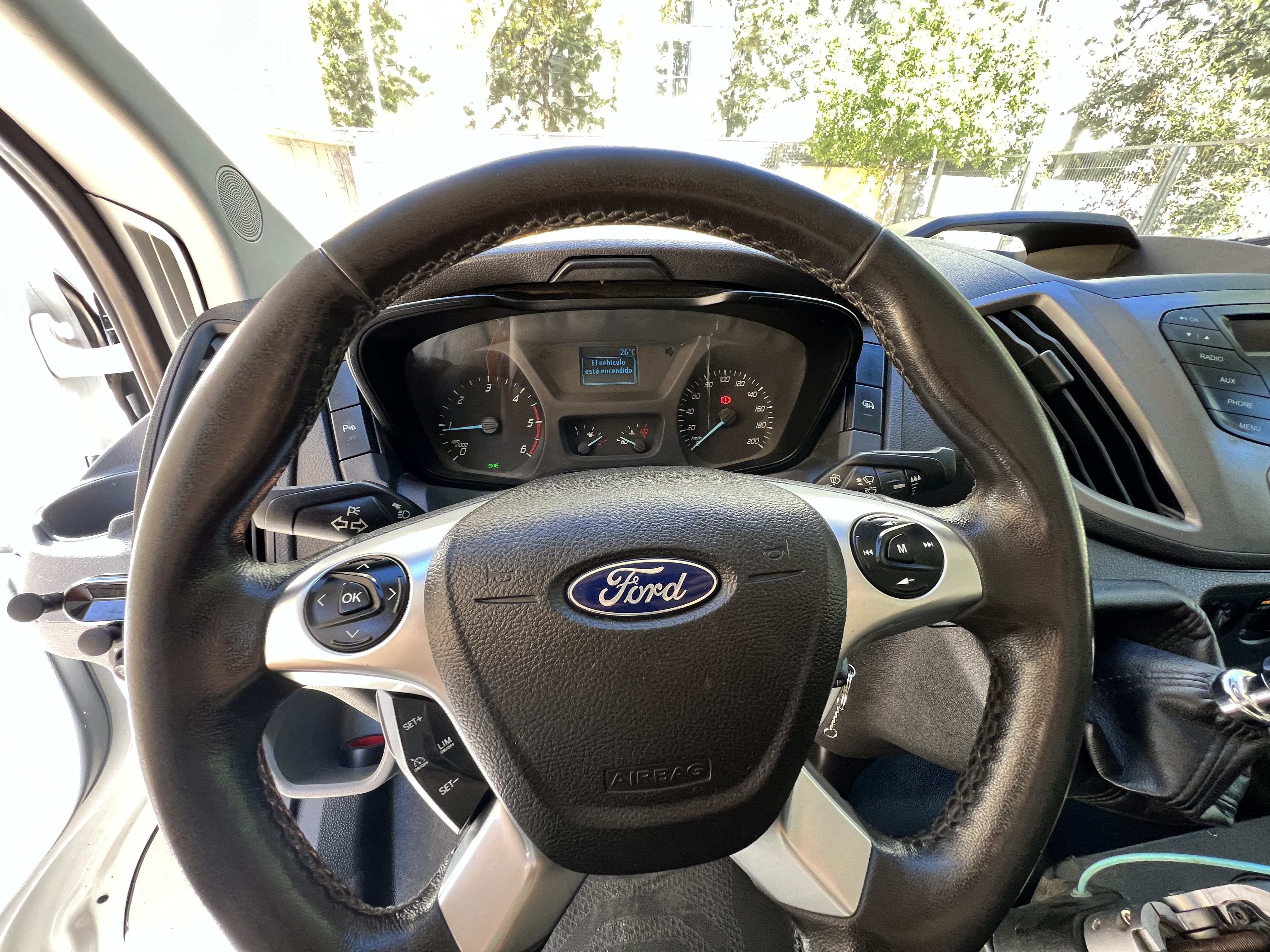 Ford Transit Furgoneta L2H2 mit Bluetooth-Audio