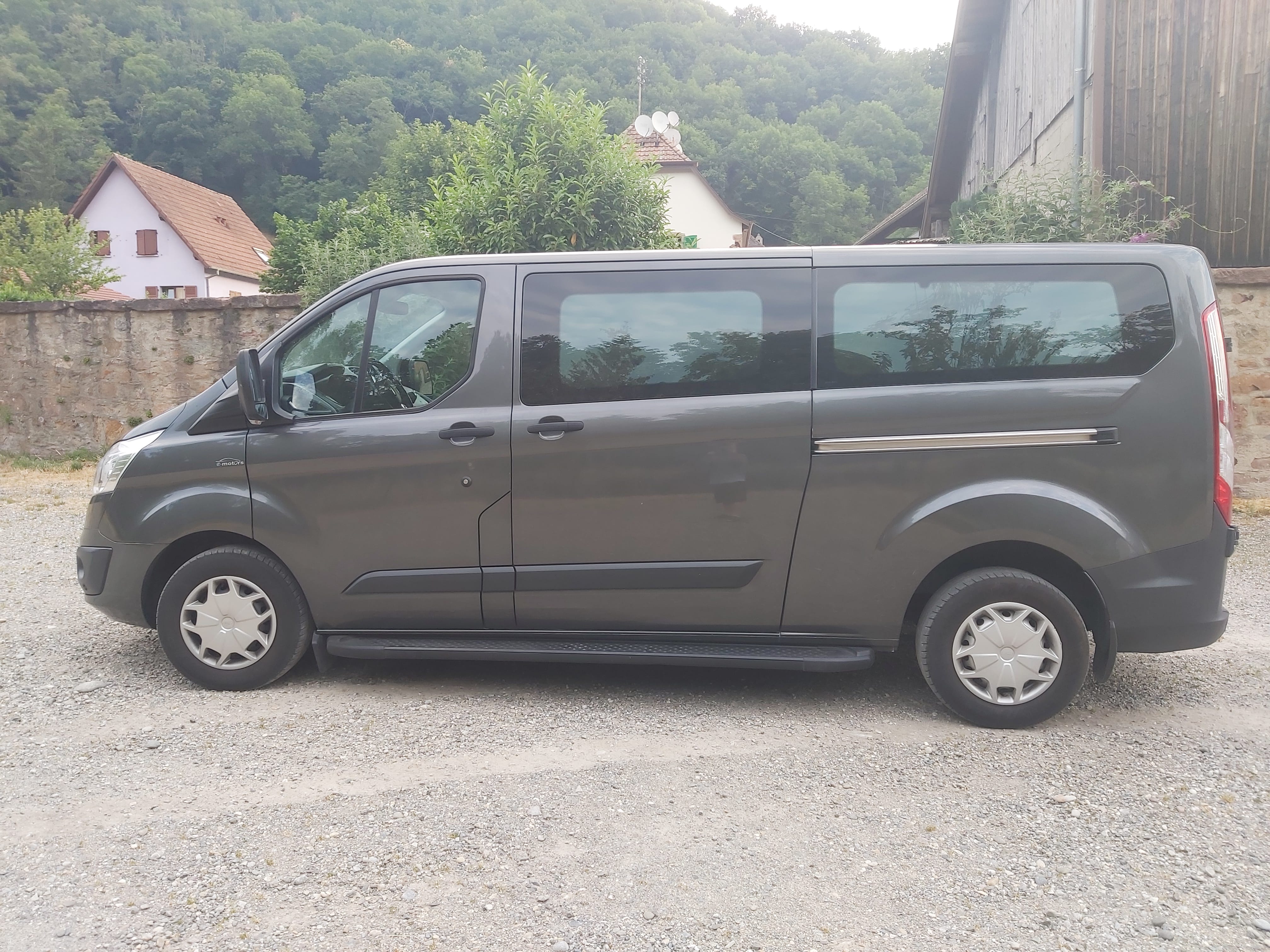 Ford Transit Custom Kombi 2.0 tdci avec Climatisation