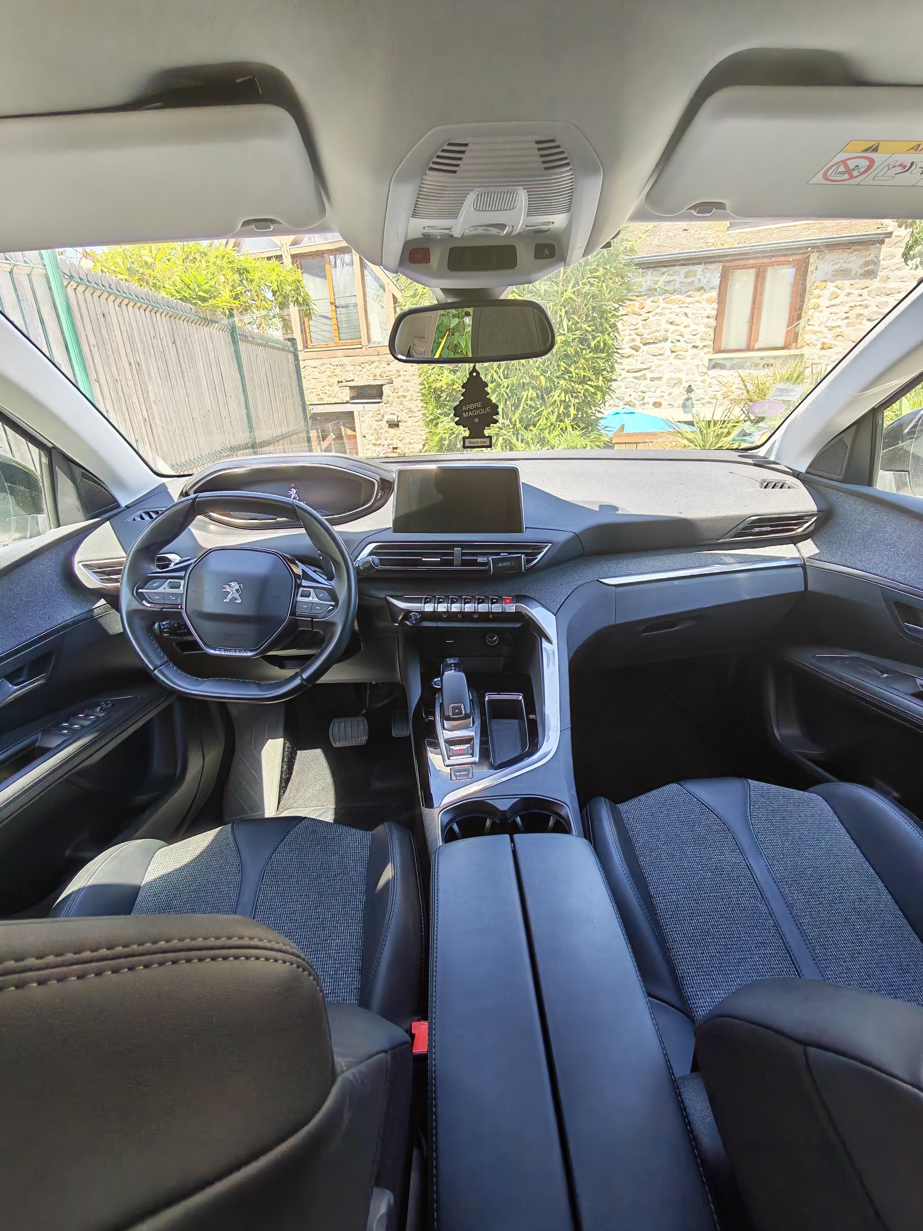 Peugeot 3008 avec Siège bébé