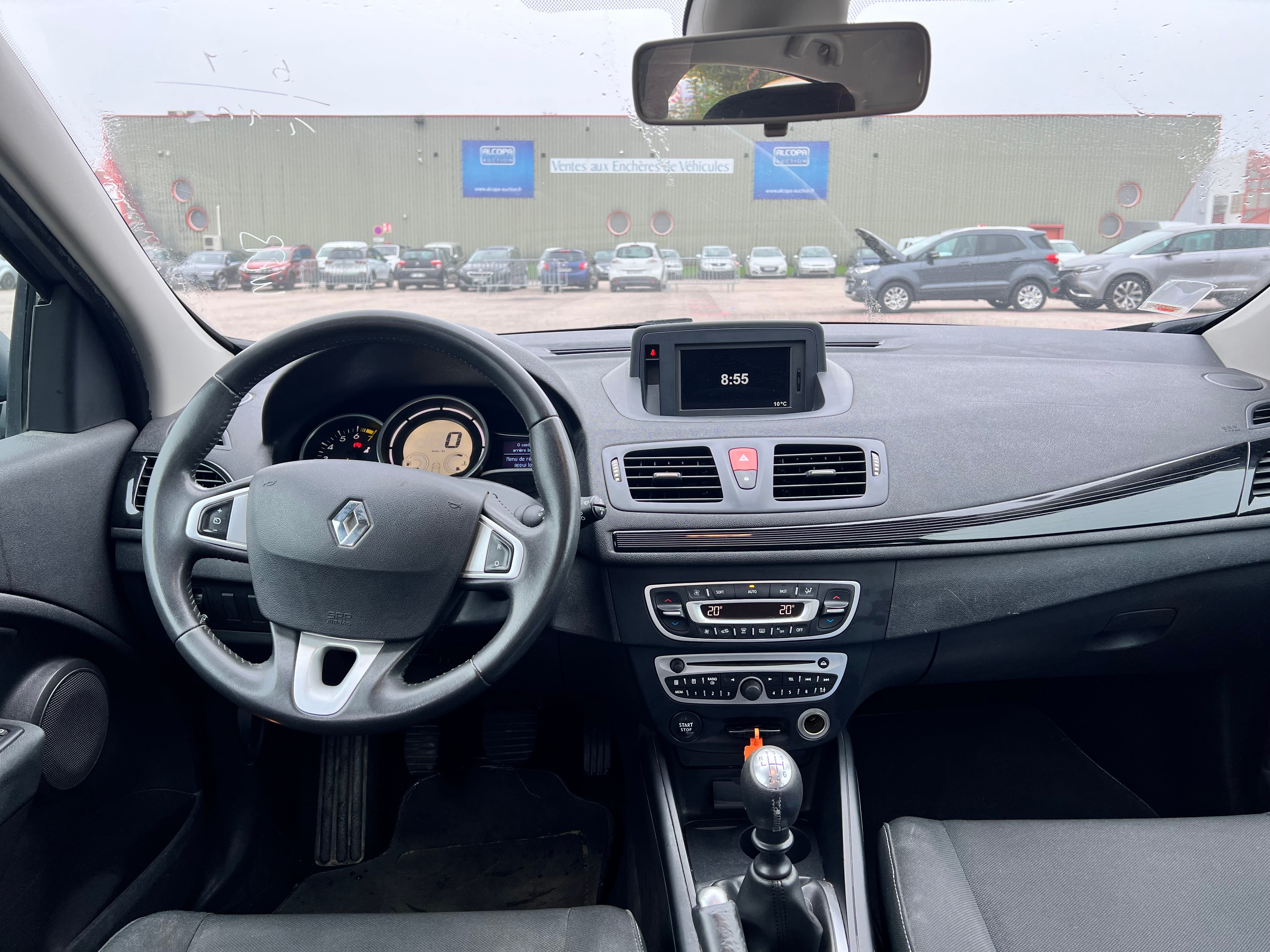 Renault Mégane Super-ethanol SP95 ou E85 d'origine avec GPS