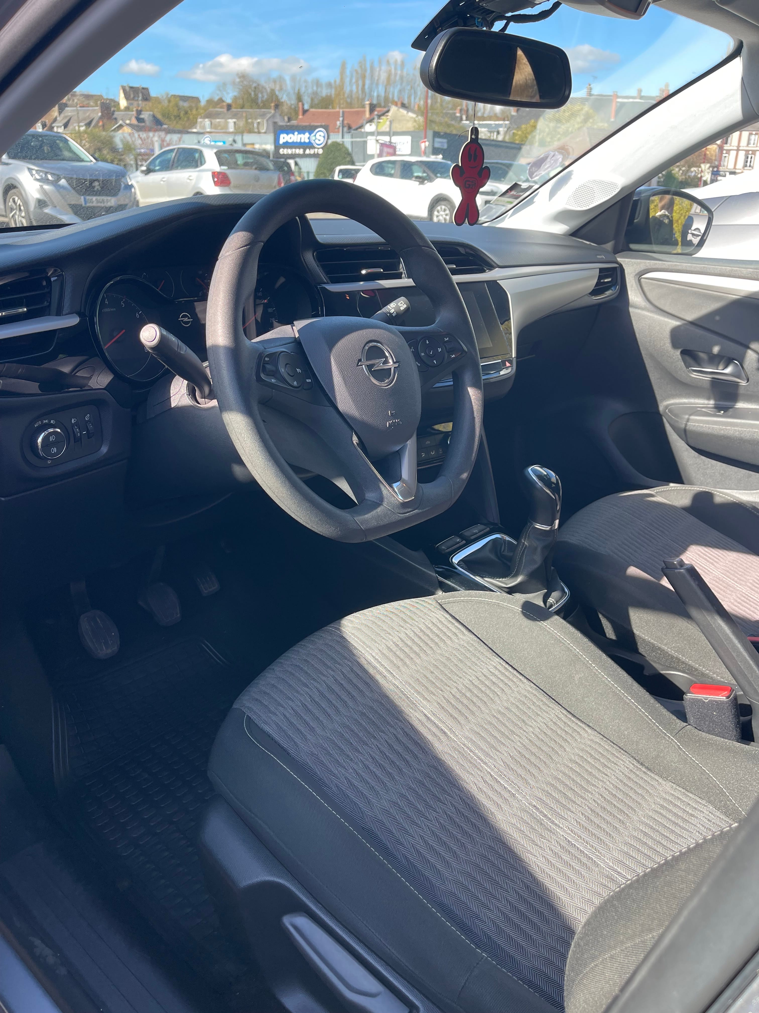 Opel Corsa avec Climatisation