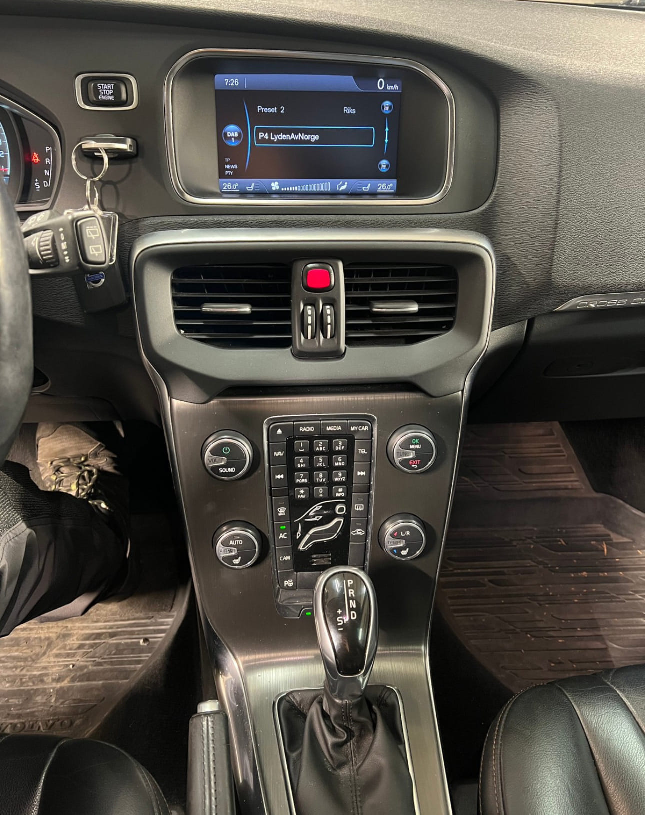 Volvo V40 Cross Country med Cruisekontroll