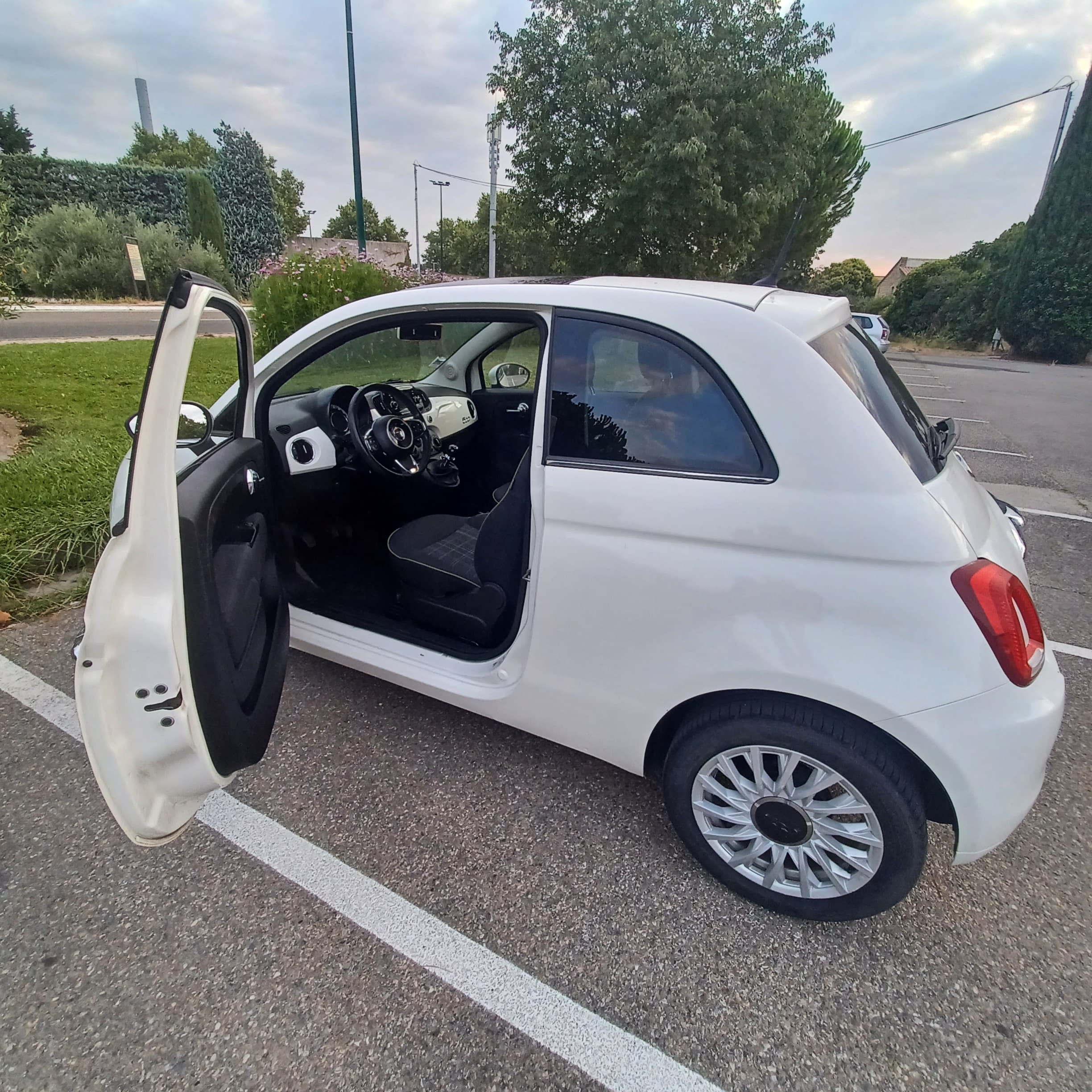 Fiat 500 1.2 Lounge 69 ch. avec Port USB