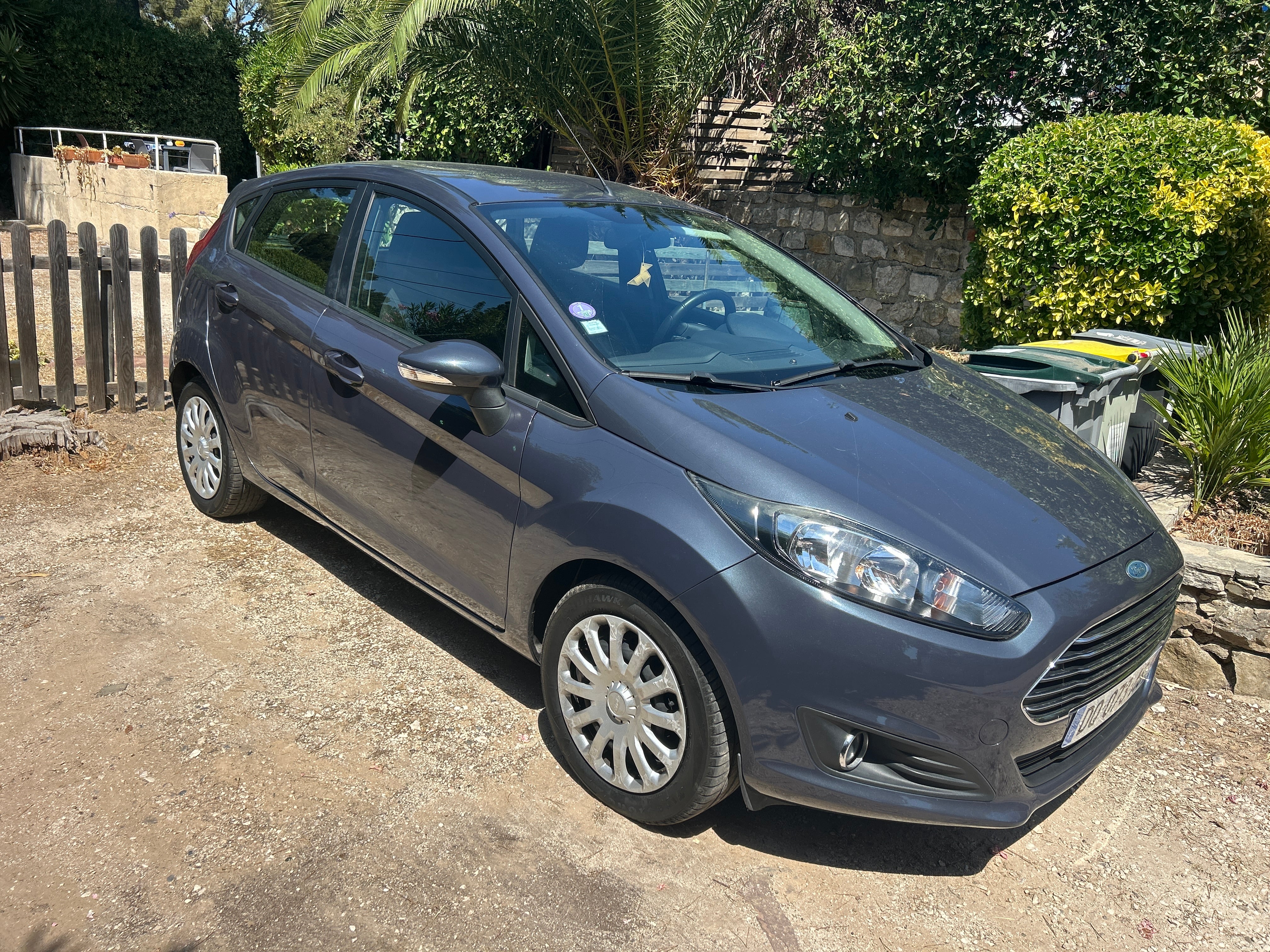 Ford Fiesta 1.1 ecoBoost essence avec Autoradio