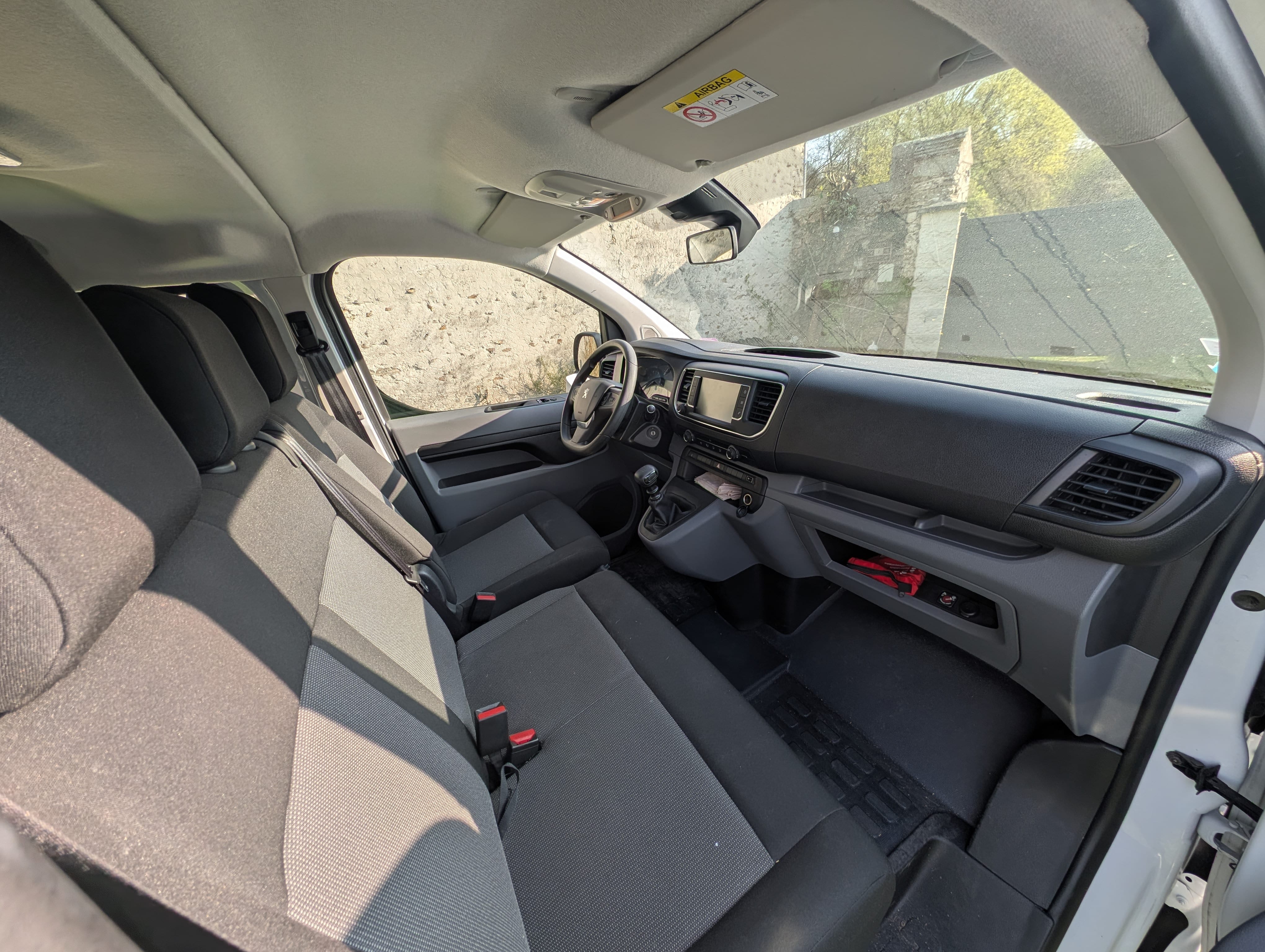 Peugeot Expert Combi avec GPS