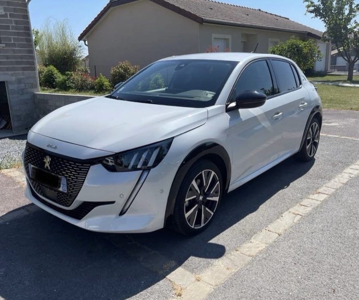 Peugeot 208 Pack GT, 2020, Essence 98, automatique