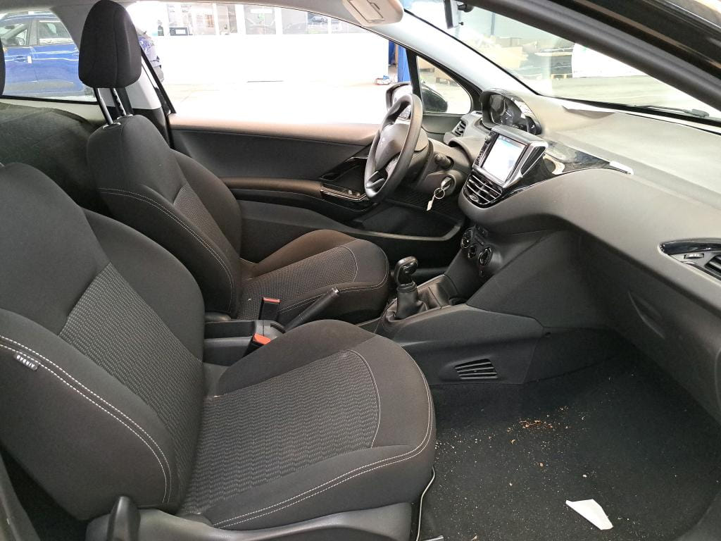 Peugeot 208 avec Régulateur de vitesse