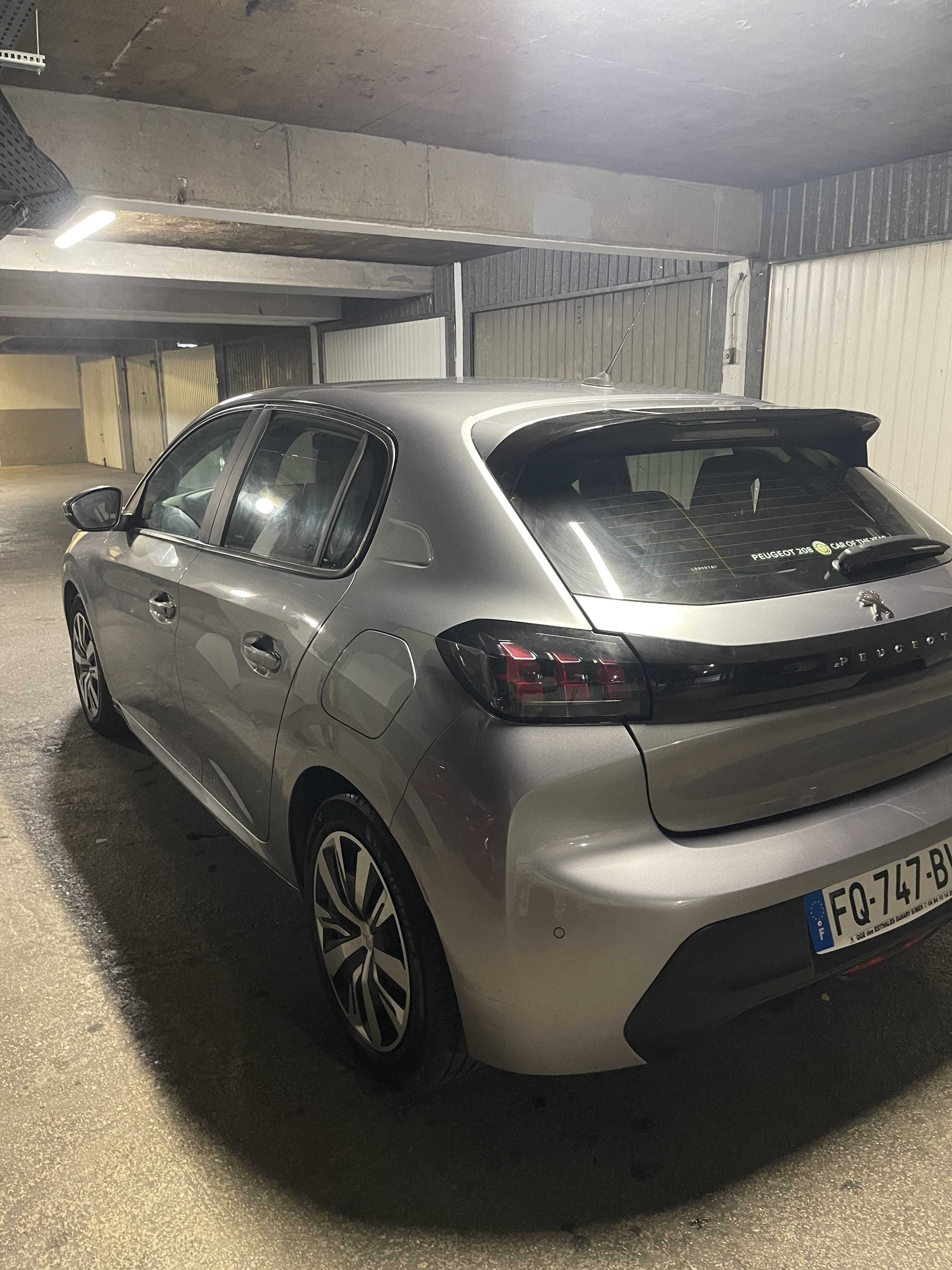Peugeot 208 met Achteruitrijcamera