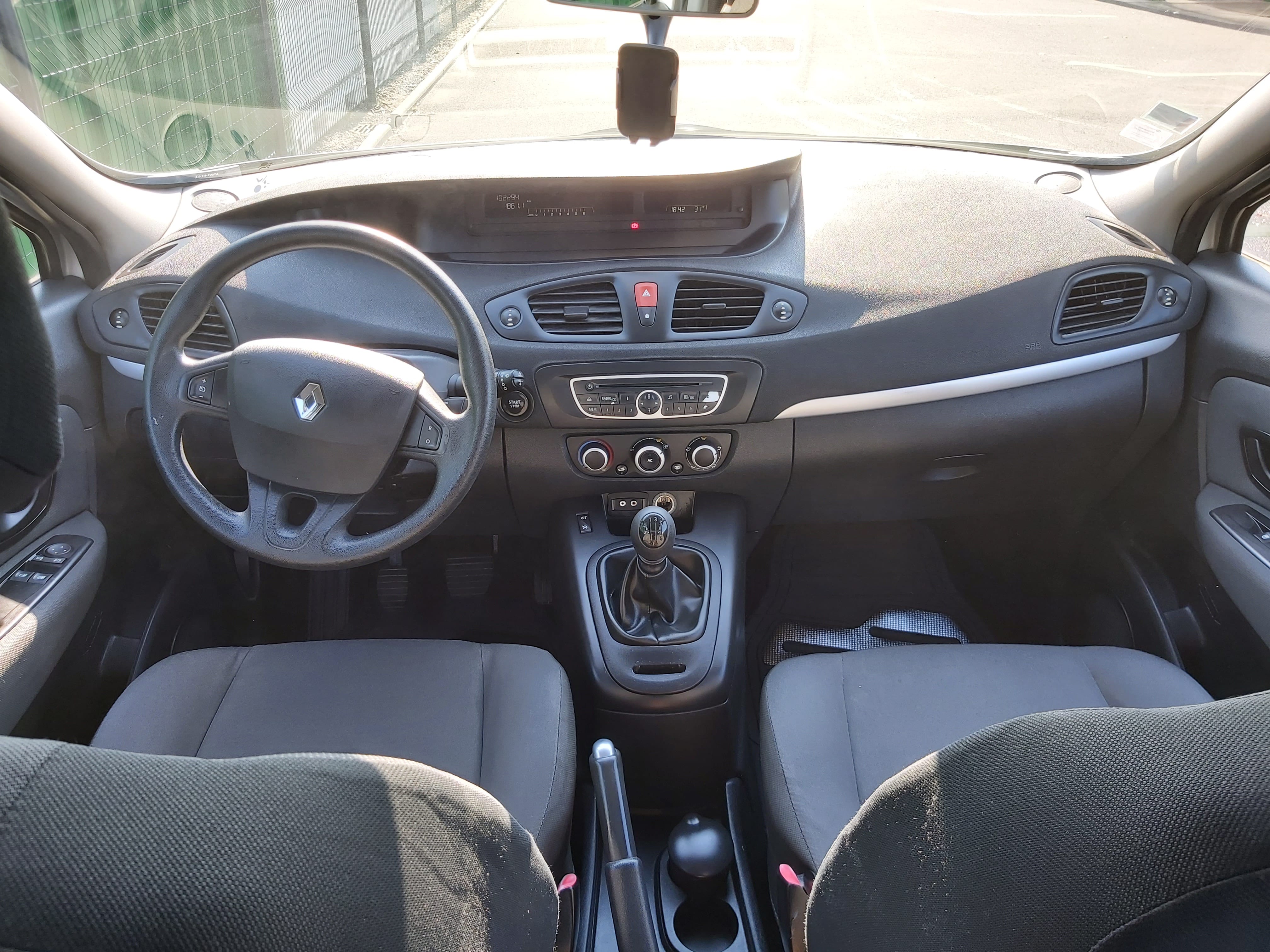 Renault Scenic 3 avec Siège bébé