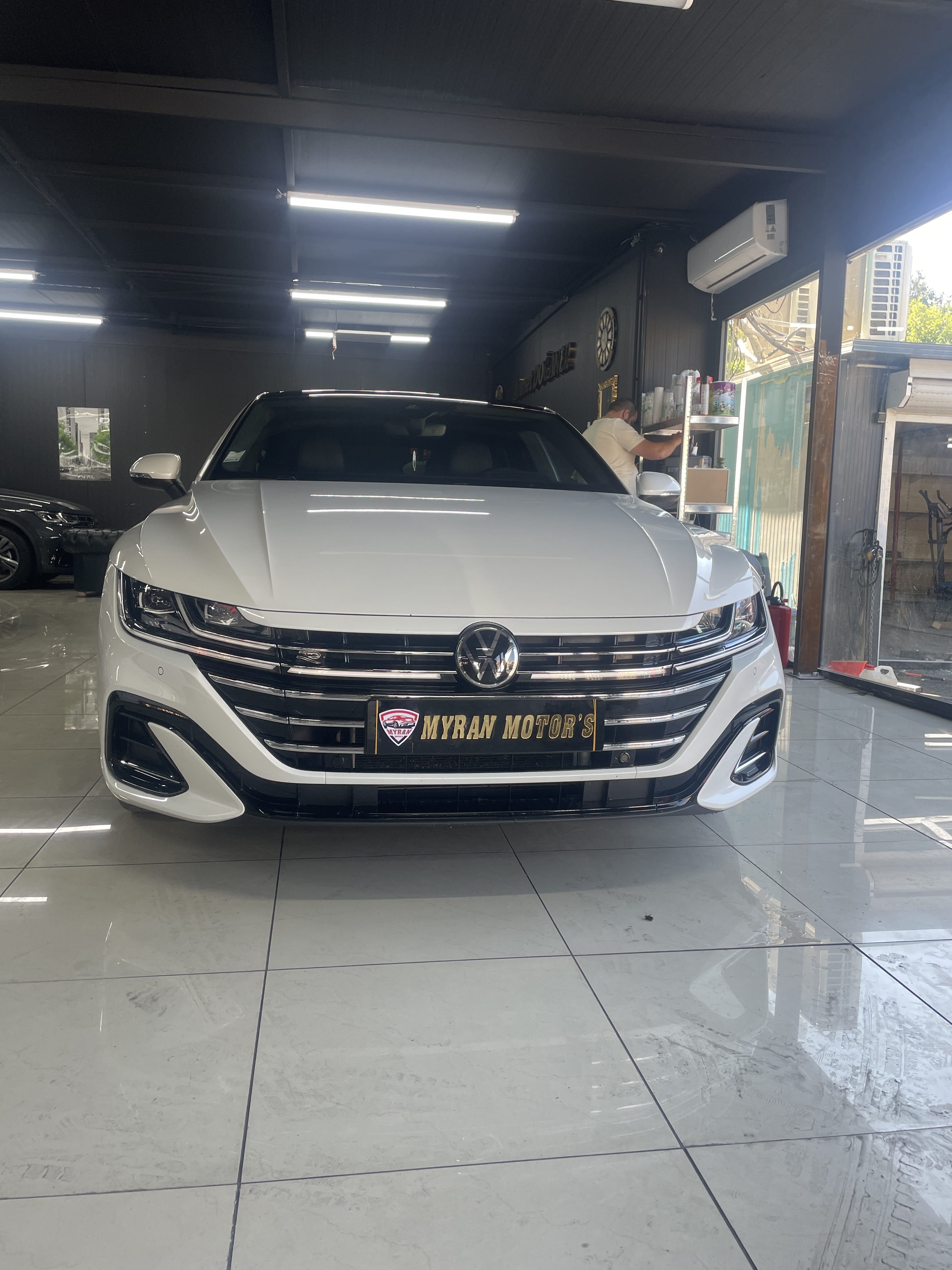 Volkswagen Arteon, 2023, Diesel, automatisch