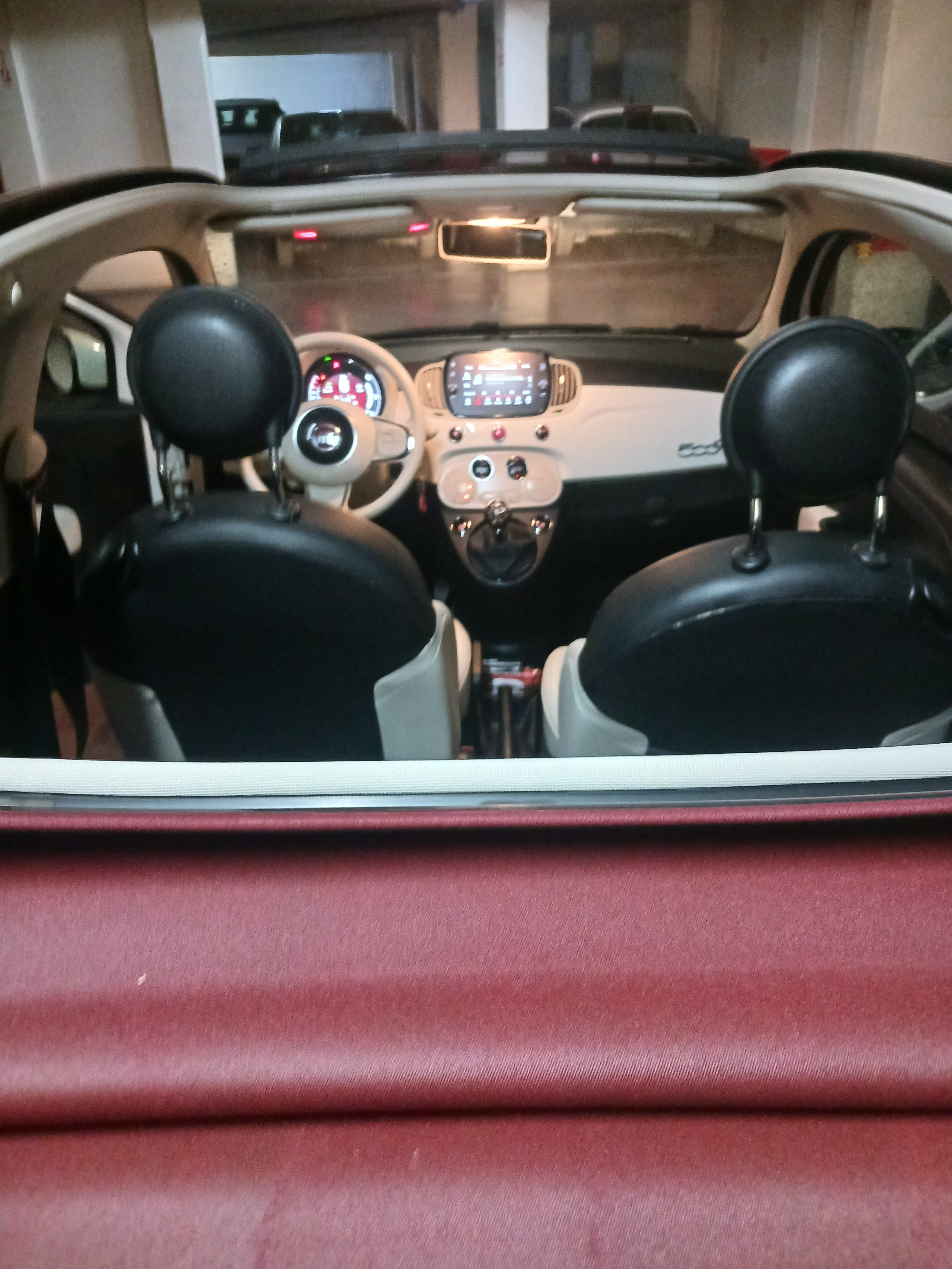 Fiat 500 C Híbrido avec Audio Bluetooth