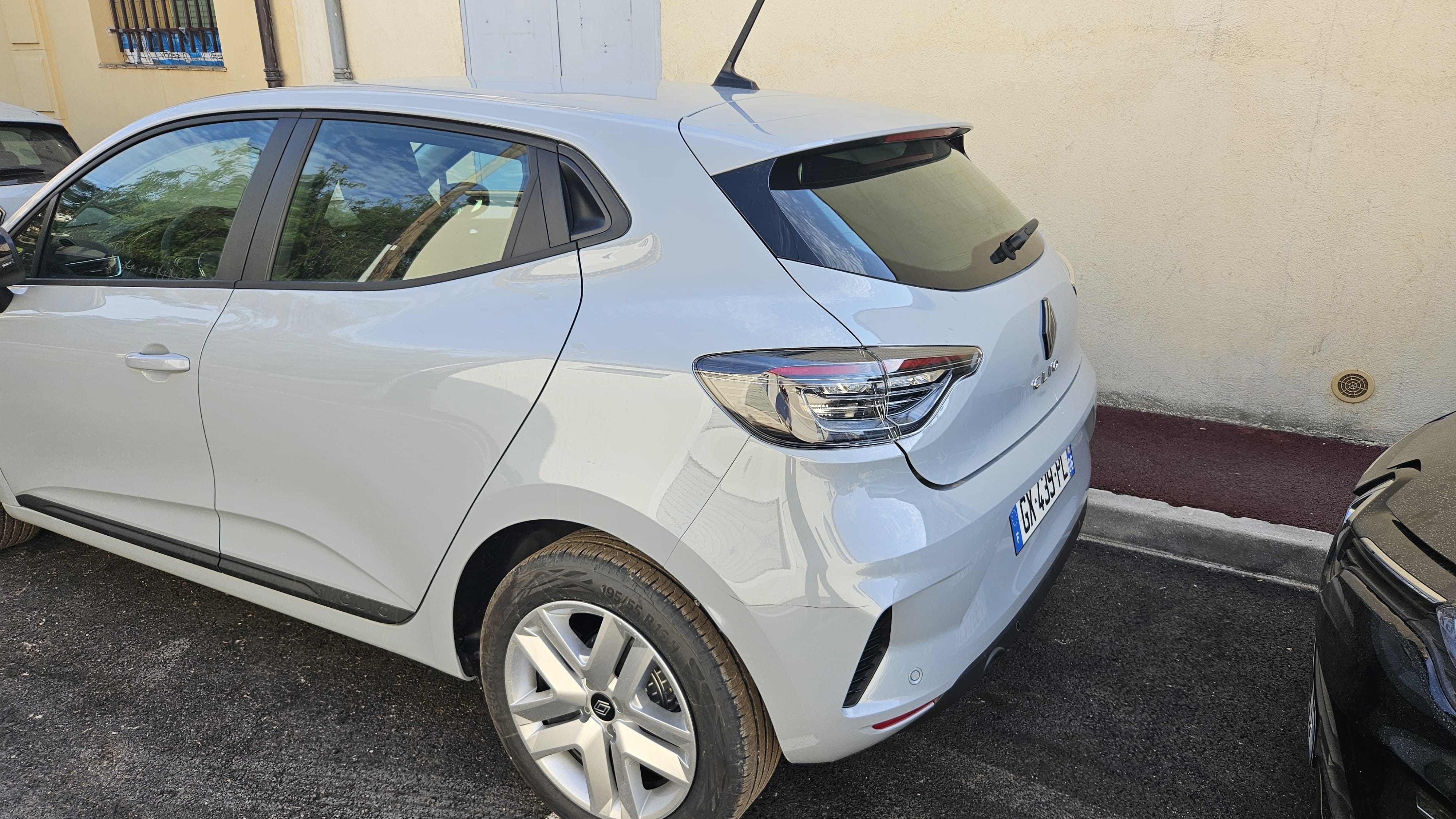 Renault Clio avec Entrée audio / iPod