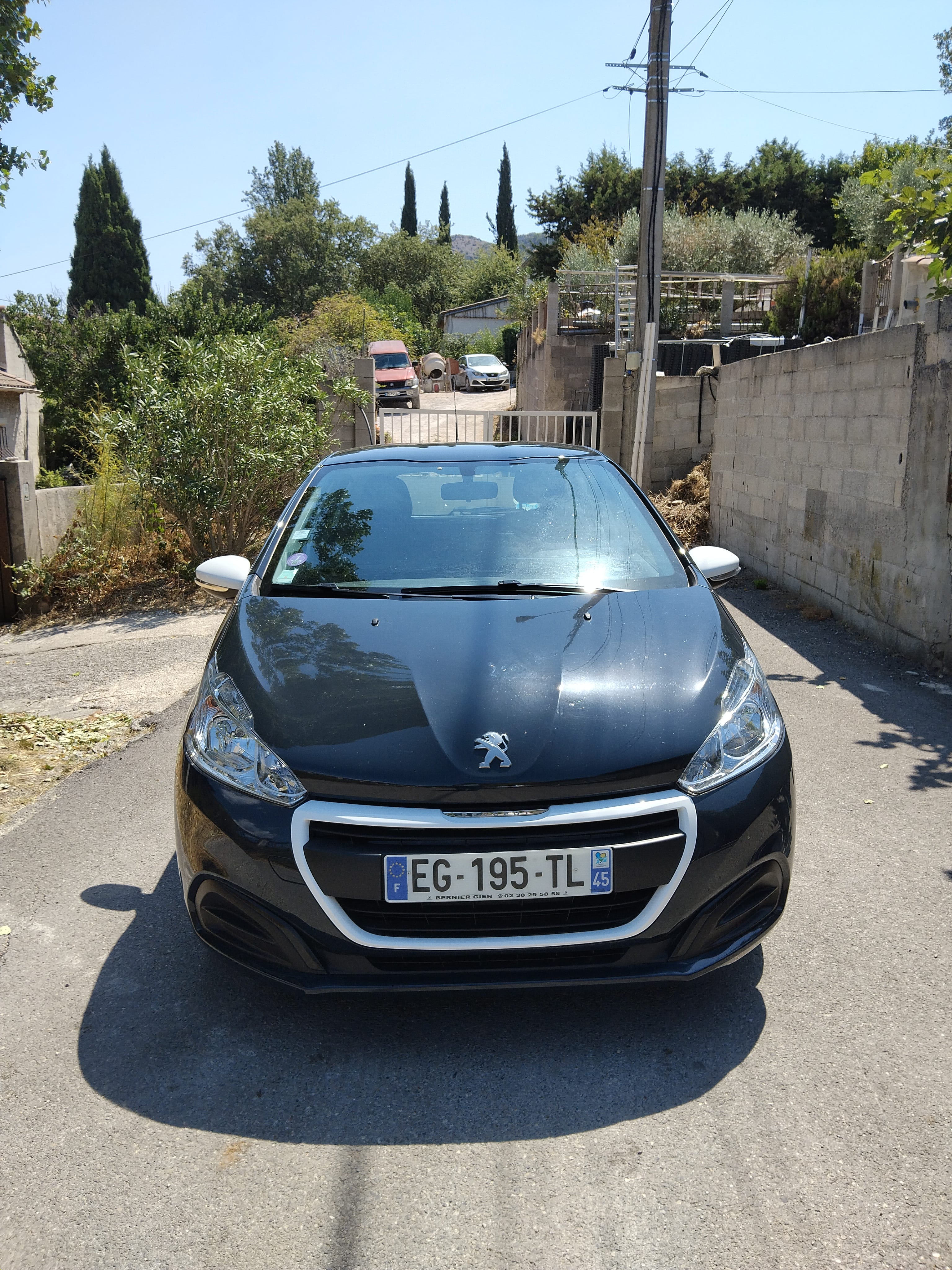 Peugeot 208 avec Siège bébé