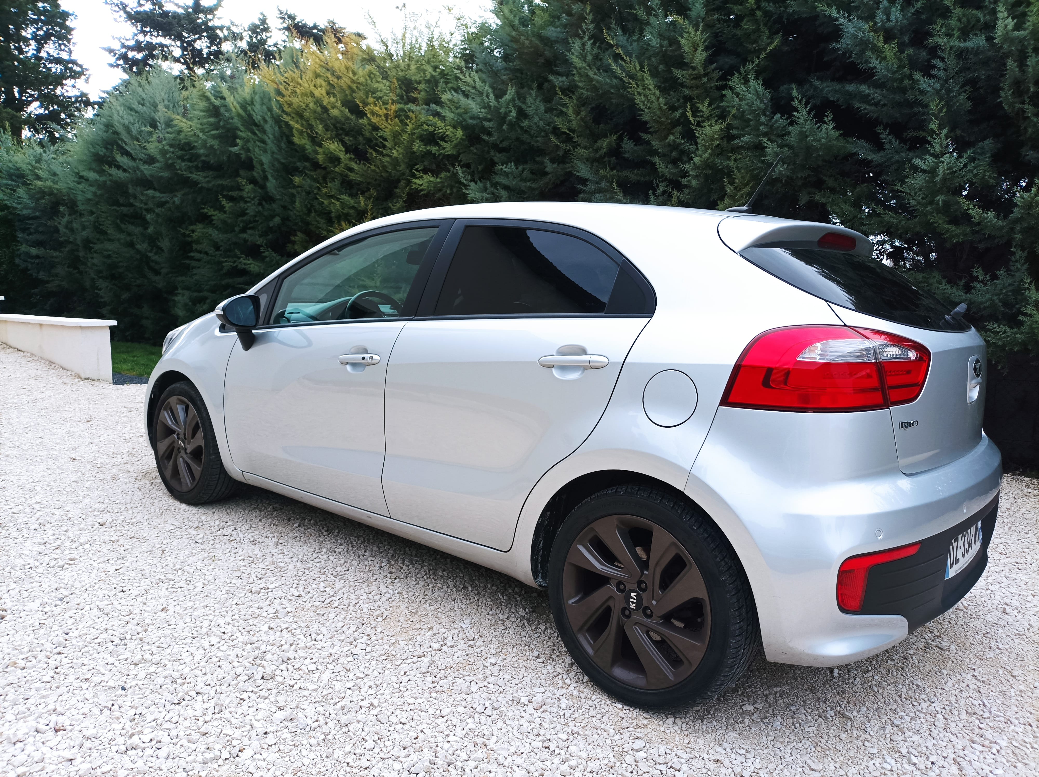 Kia Rio avec GPS