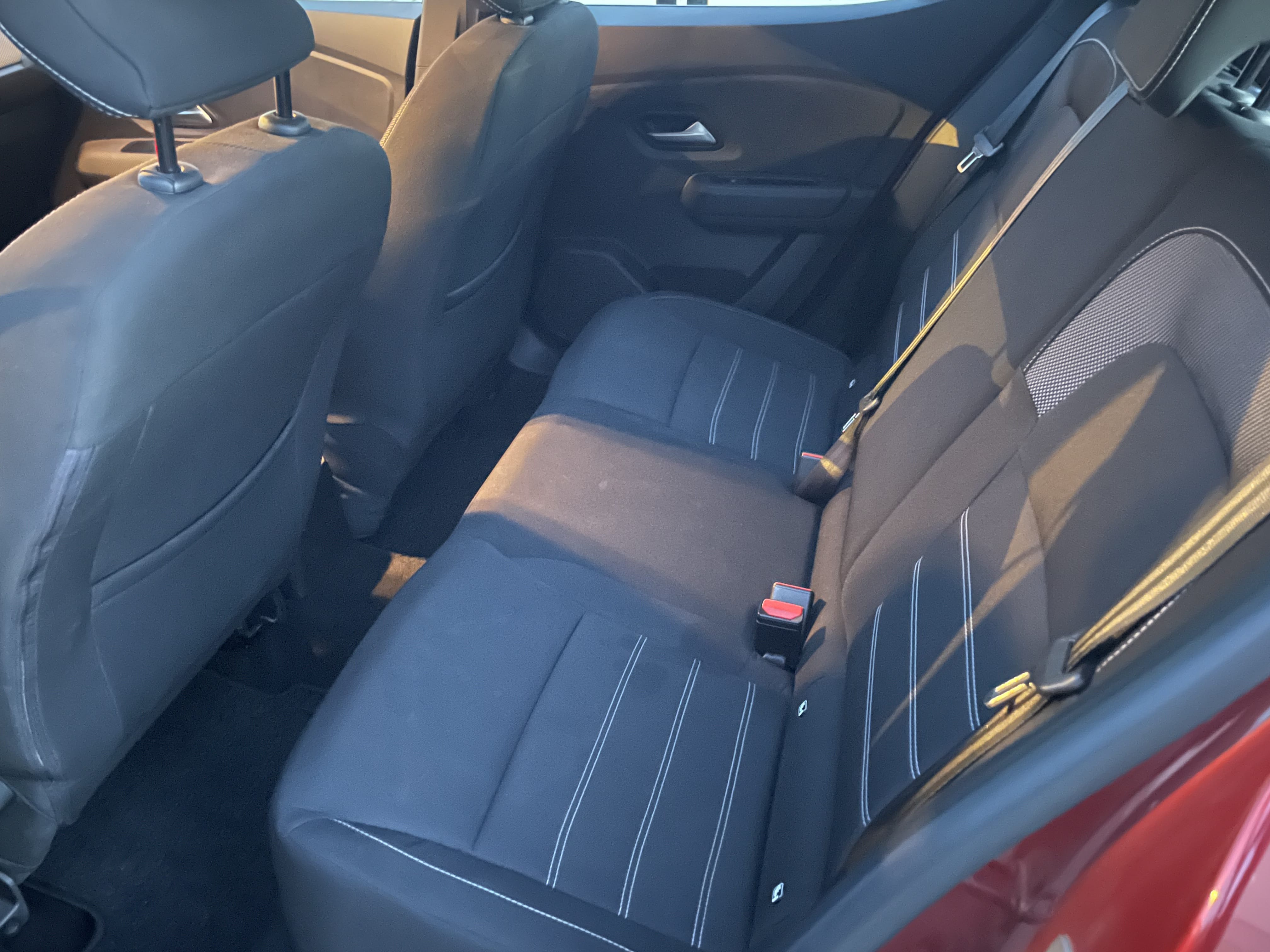 Dacia Sandero 1.0 ECO-G avec Apple CarPlay