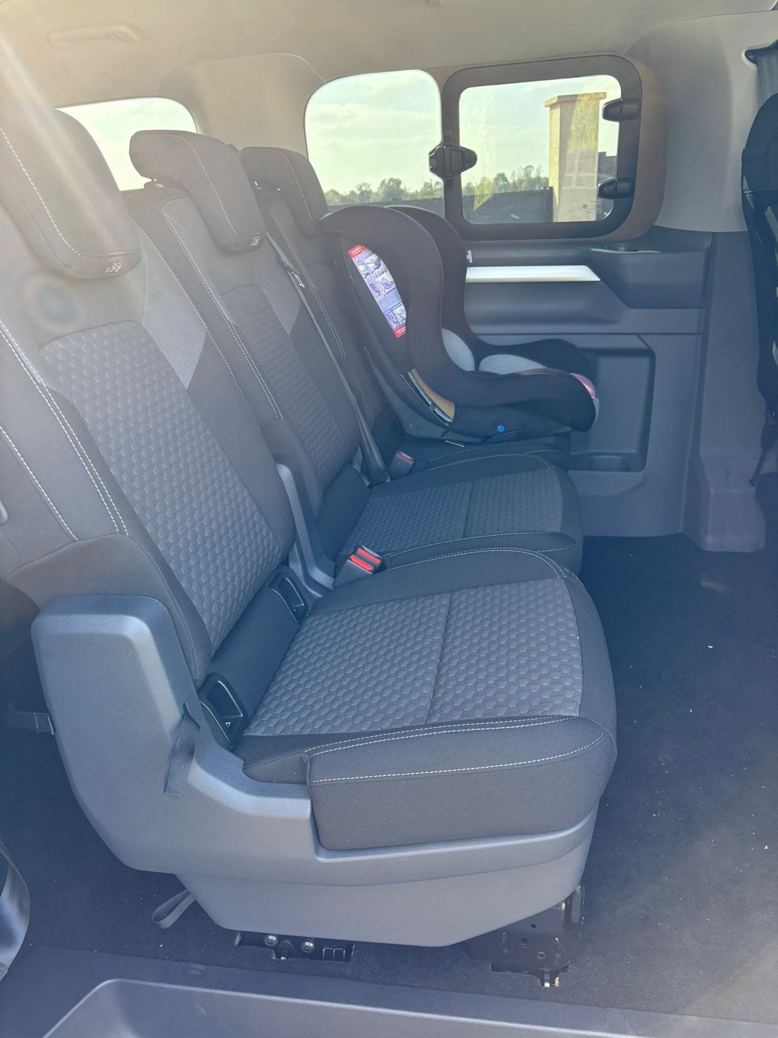 Volkswagen Caravelle avec GPS