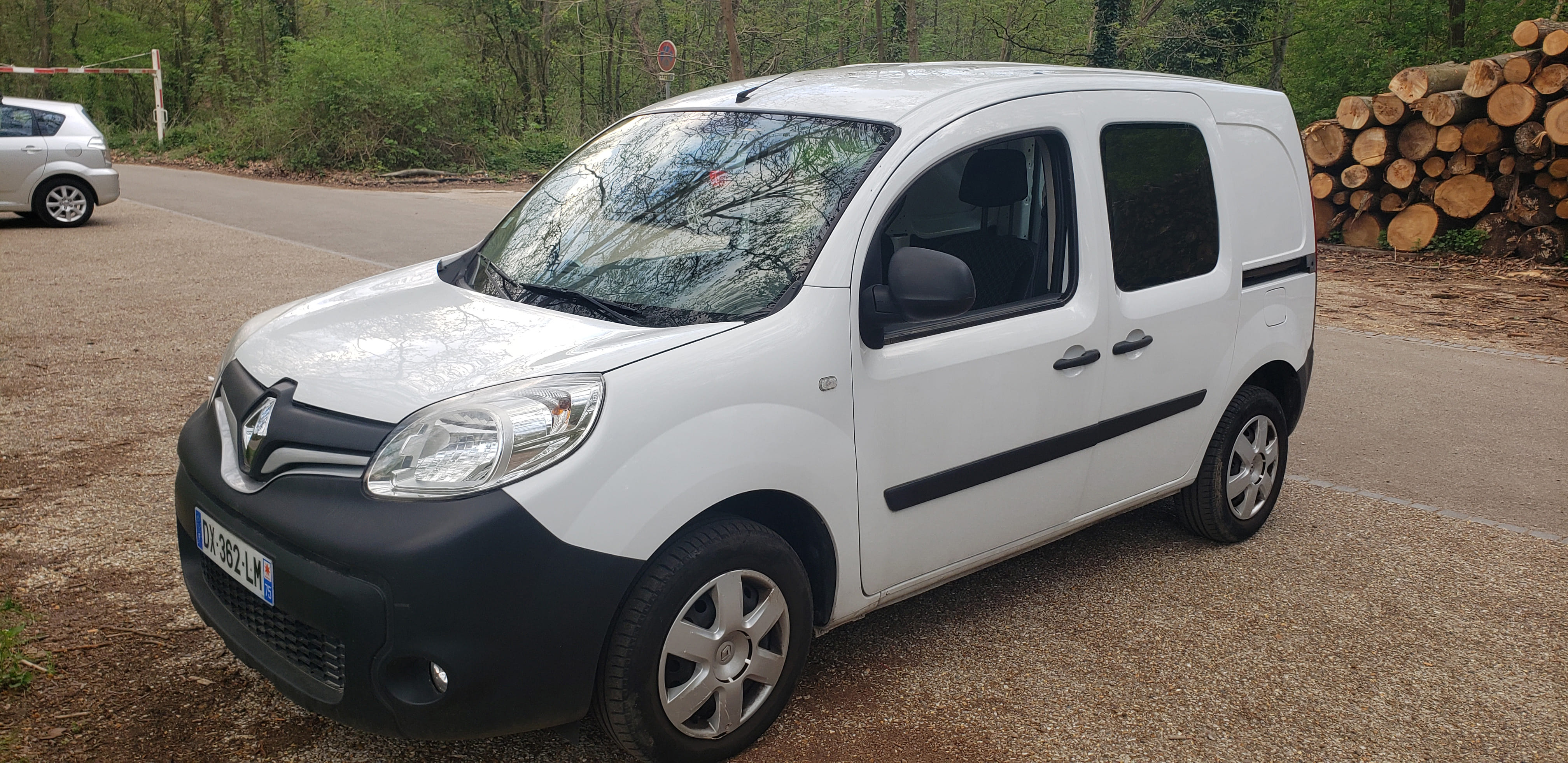 Renault Kangoo Fourgon, 2015, Essence 95
