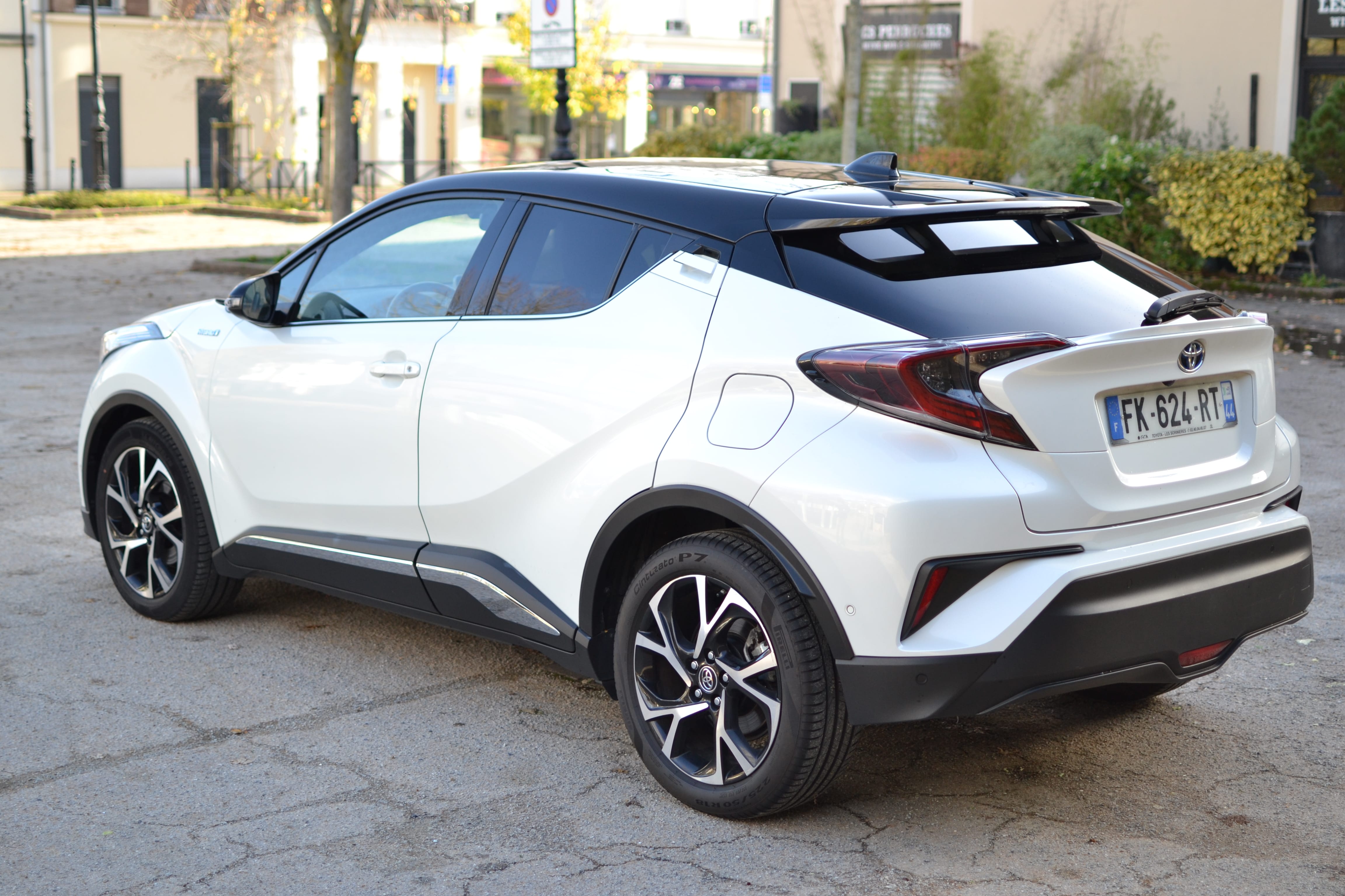 Toyota C-HR avec GPS