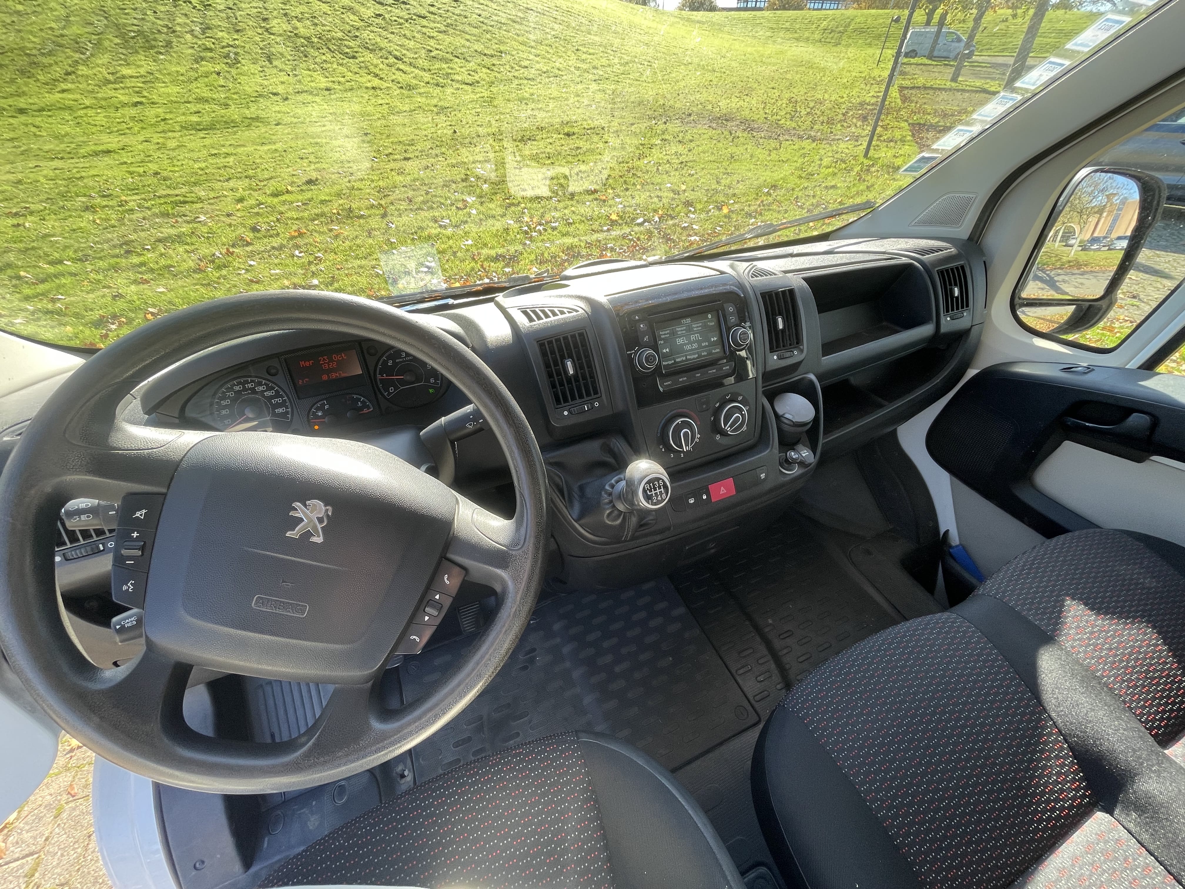 Peugeot Boxer 13 m3 met Audio- / iPod-ingang