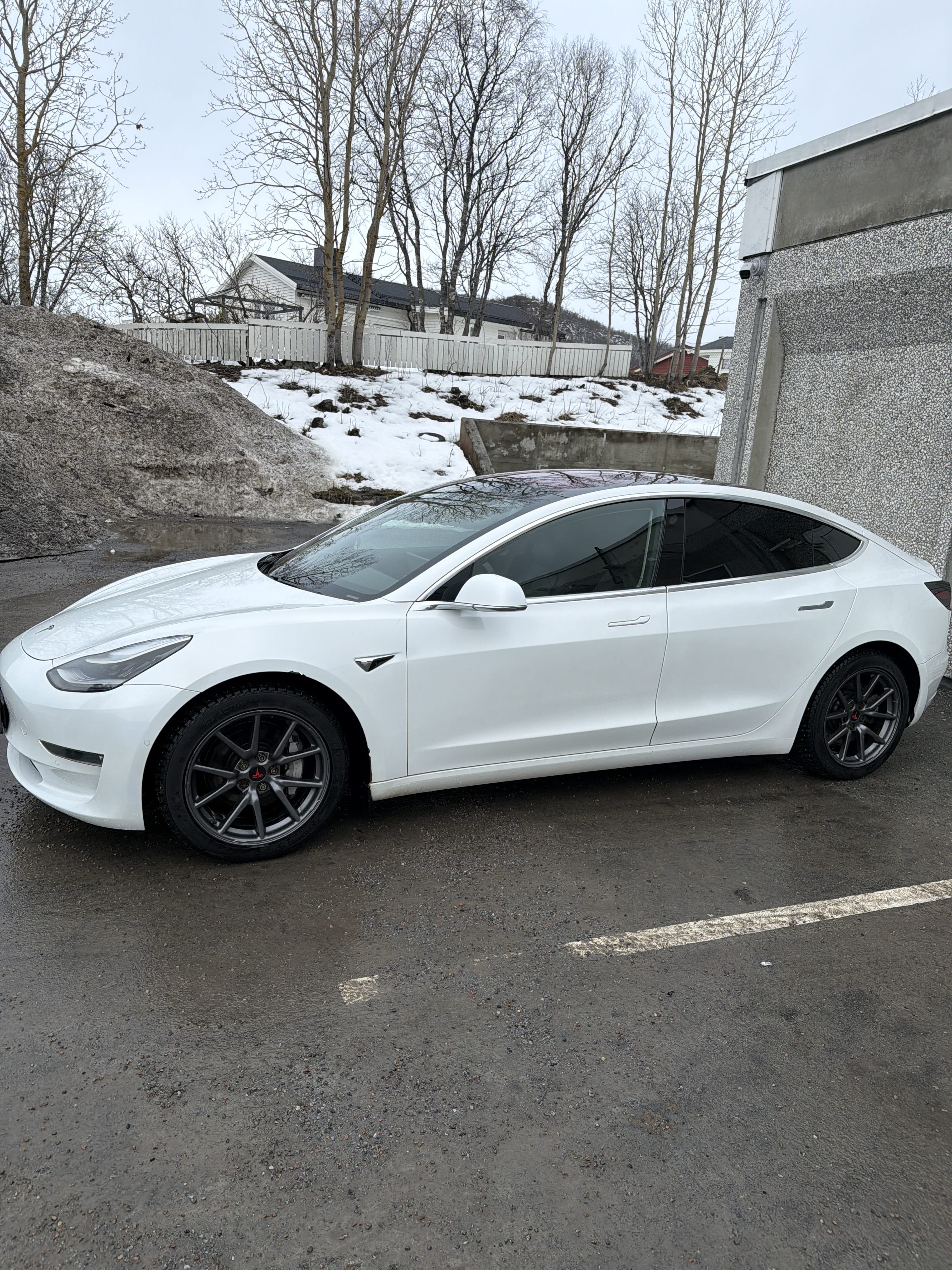 Tesla Model 3 Long Range med Aircondition