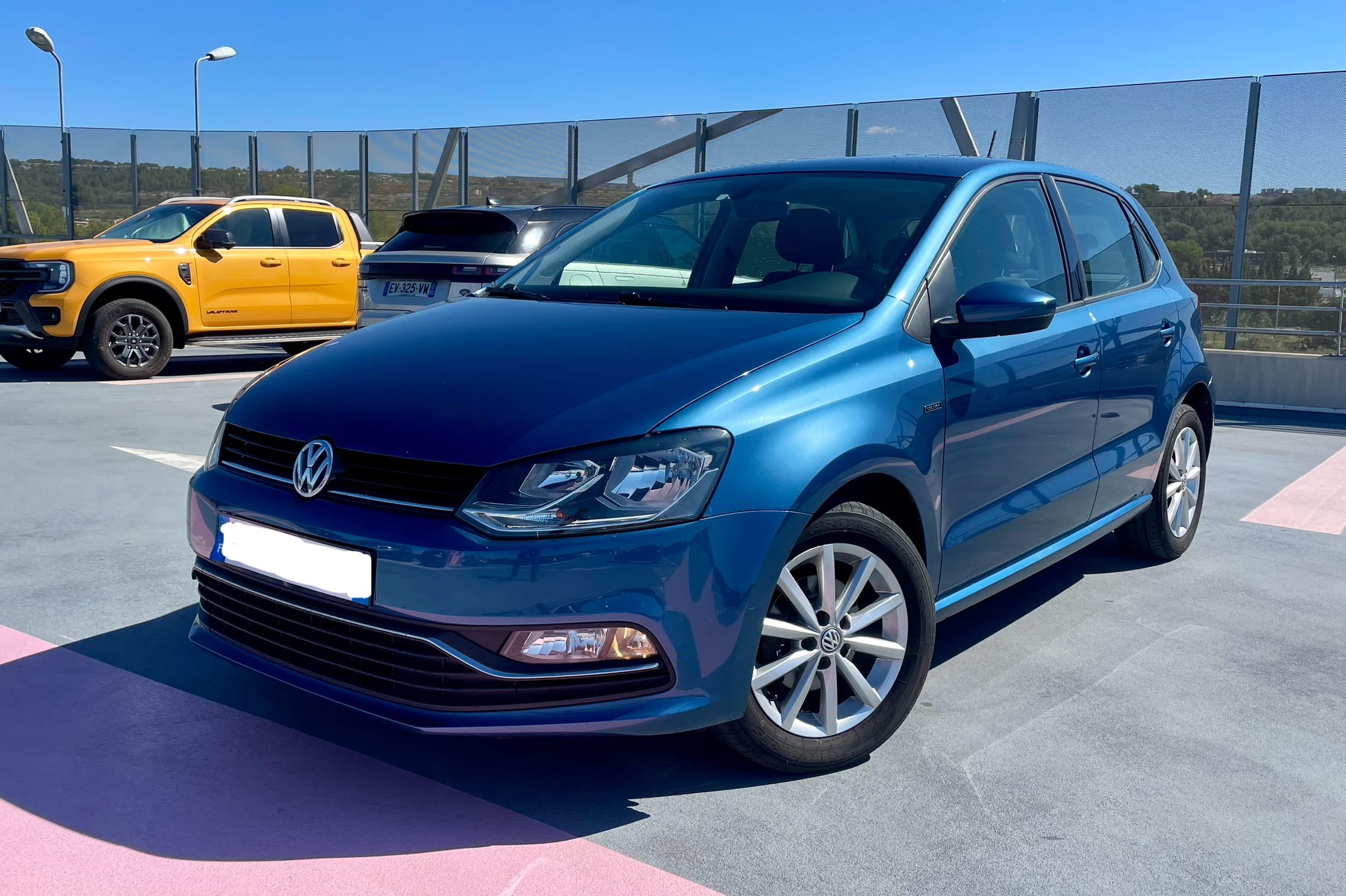 Volkswagen Polo TSI 90ch Bluemotion, 2015, Essence 95