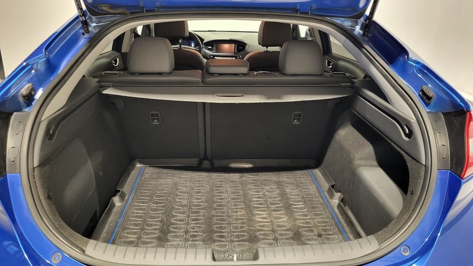 Hyundai Ioniq Hybrid med Cruisekontroll