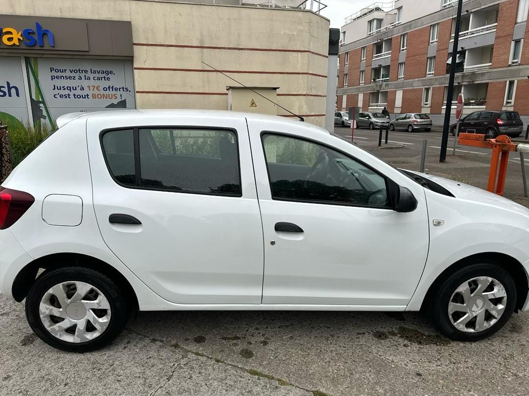Dacia Sandero avec Audio Bluetooth