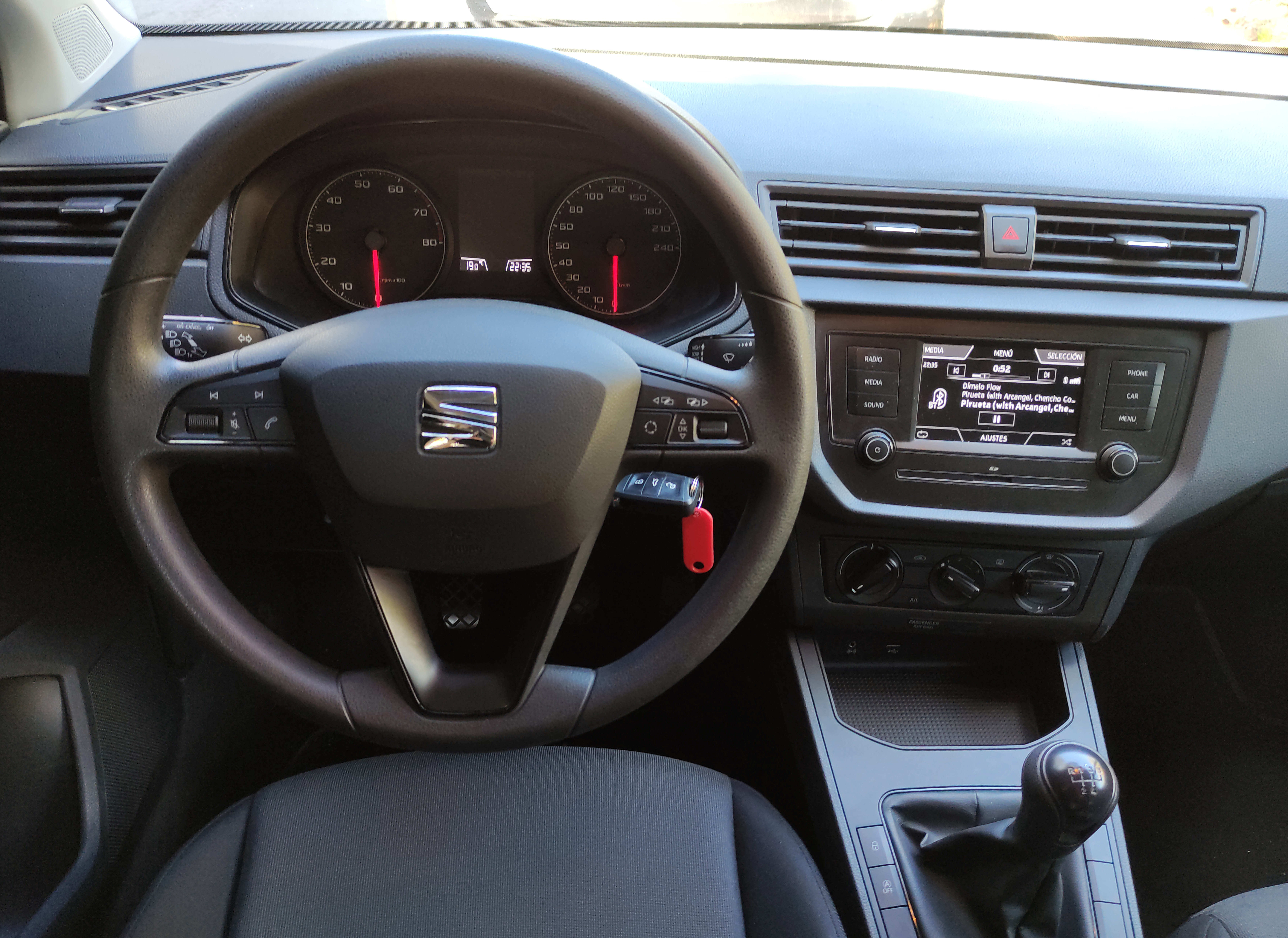 Seat Ibiza New Edition TSI con Entrada de Audio/iPod