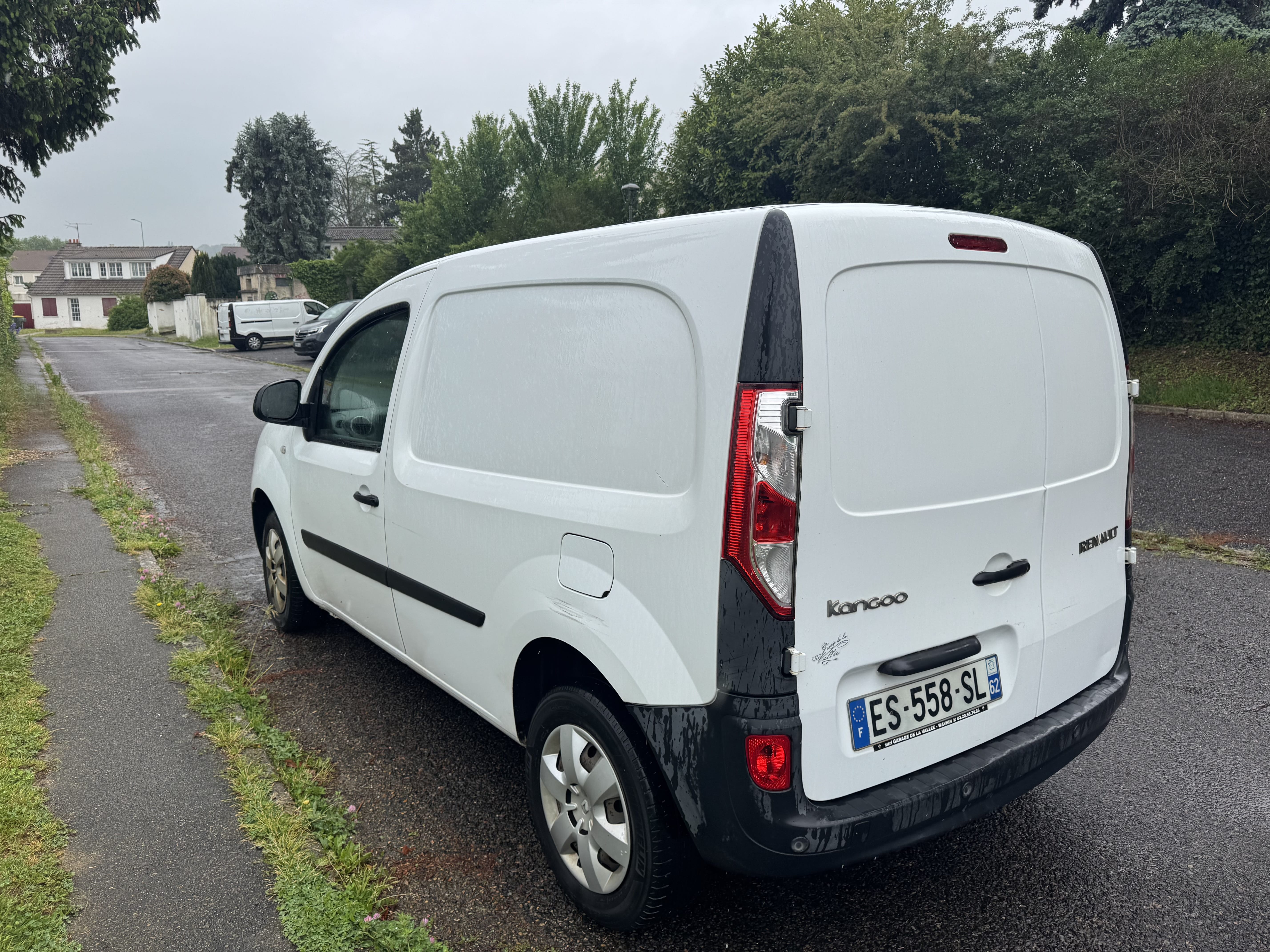 Renault Kangoo Fourgon avec GPS