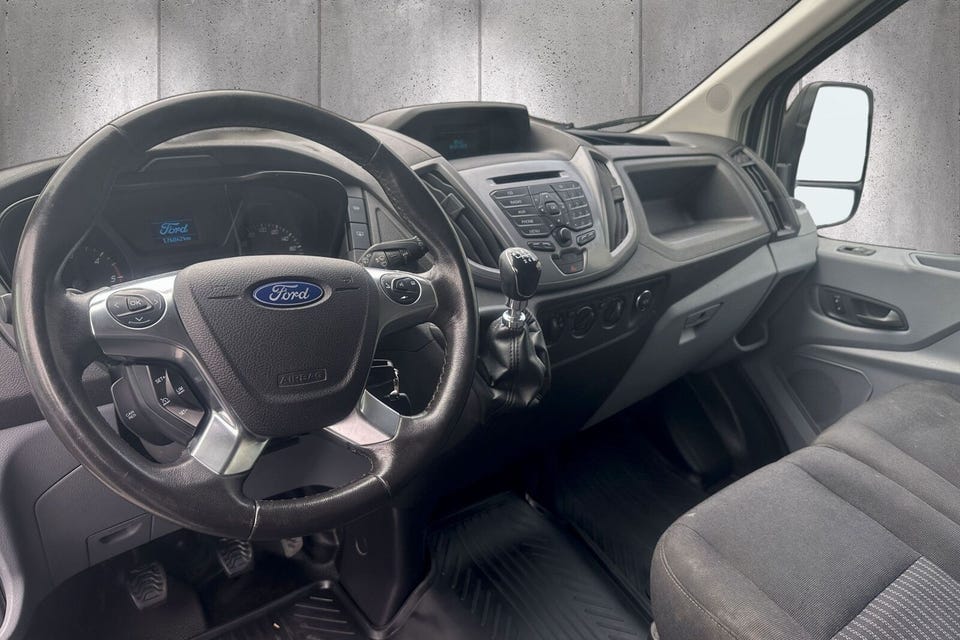 Ford Transit 350 med Firehjulstrekk