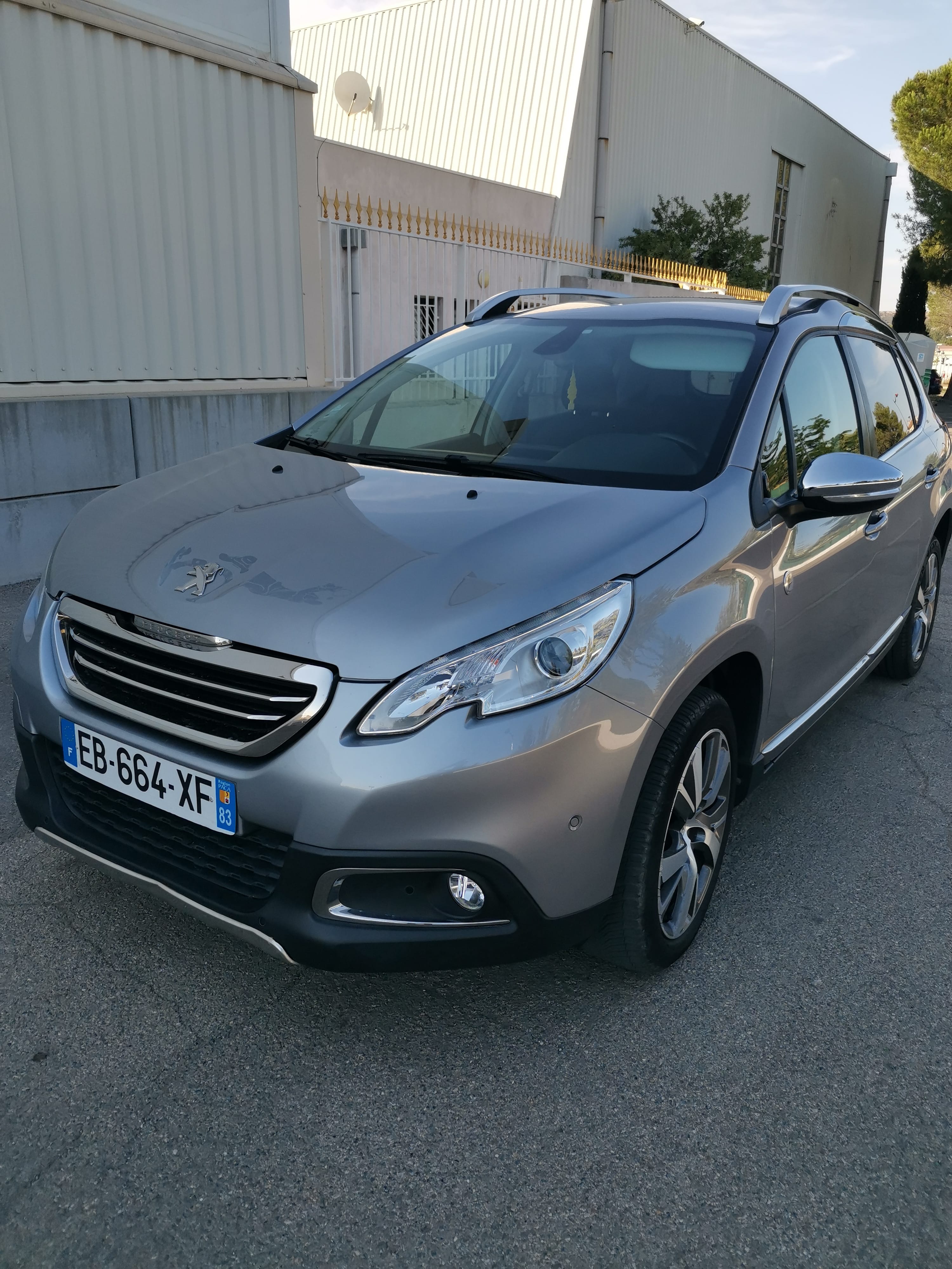 Peugeot 2008 Crossway 1.2L 110cv, 2016, Essence 95