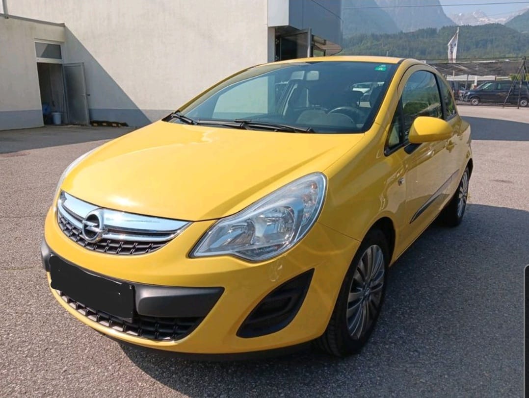 Opel Corsa, 2011, Super 95