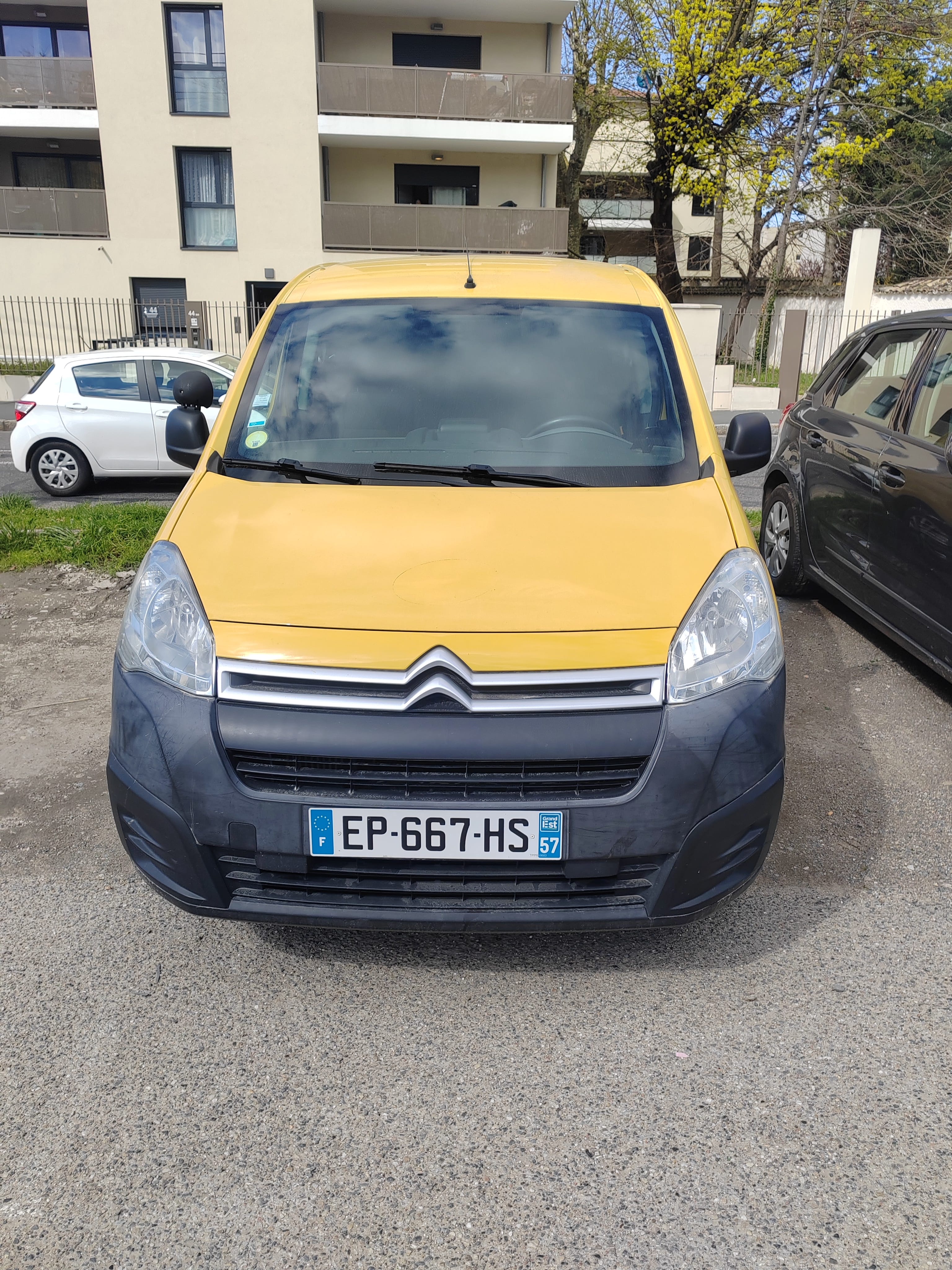Citroen Berlingo - 1.6 BlueHDi 75CV avec Port USB