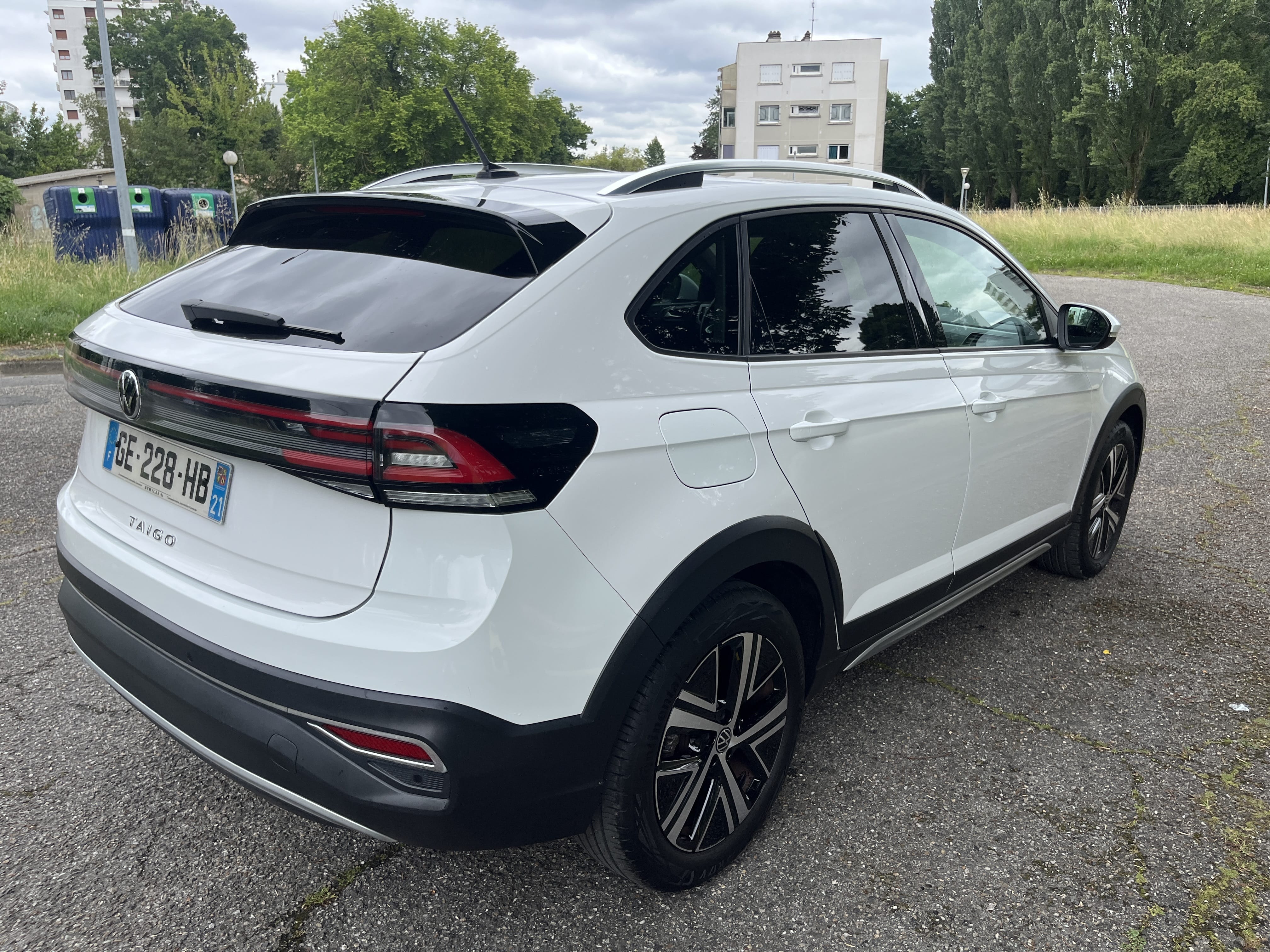 Volkswagen Taigo SUV boîte auto avec Caméra de recul