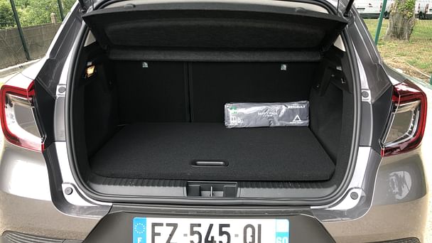 Renault Captur 1.3L TCe 140 Hybrid R-Cat 140 ch avec Entrée audio / iPod