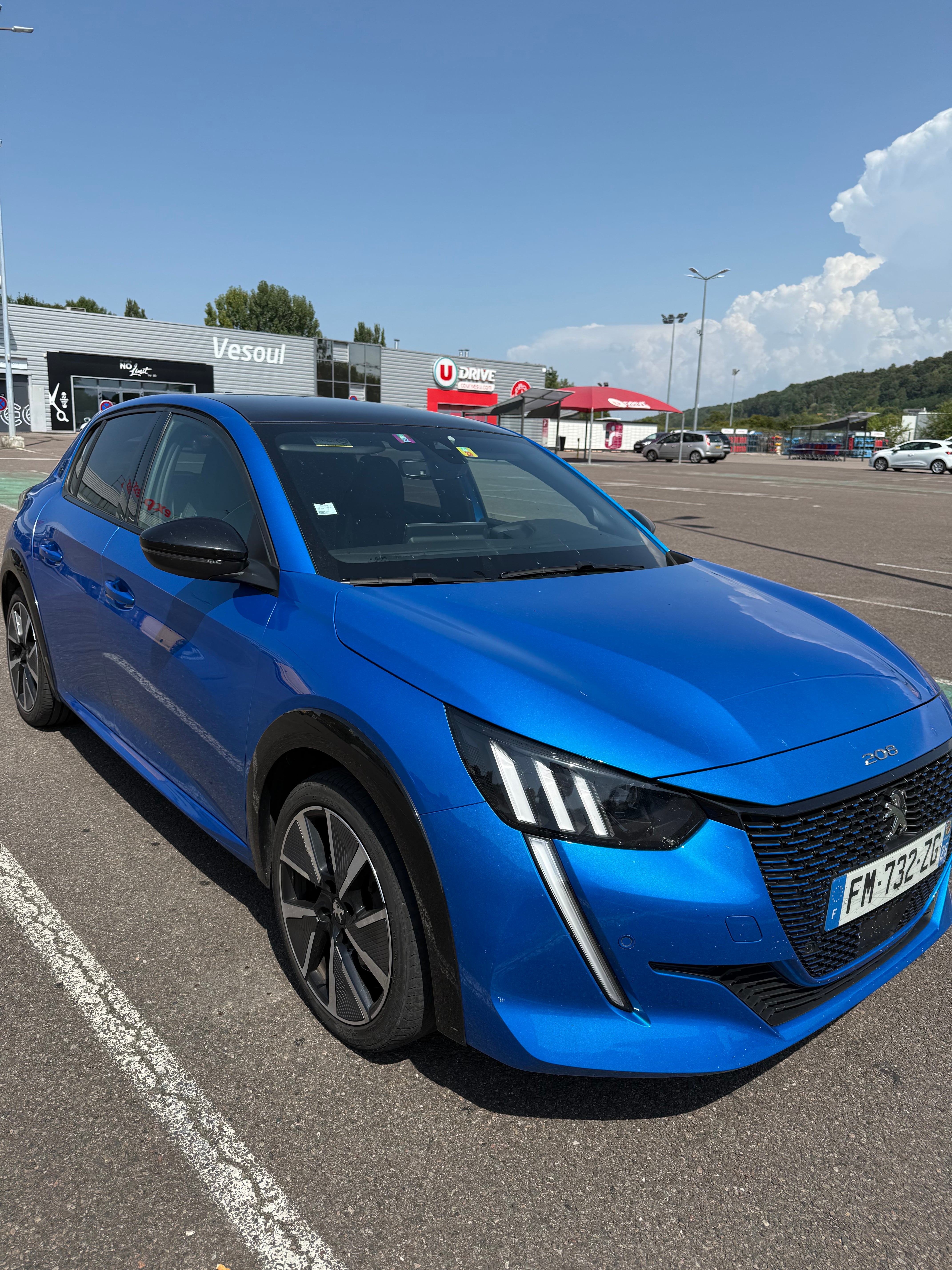 Peugeot 208 GT Line avec Climatisation