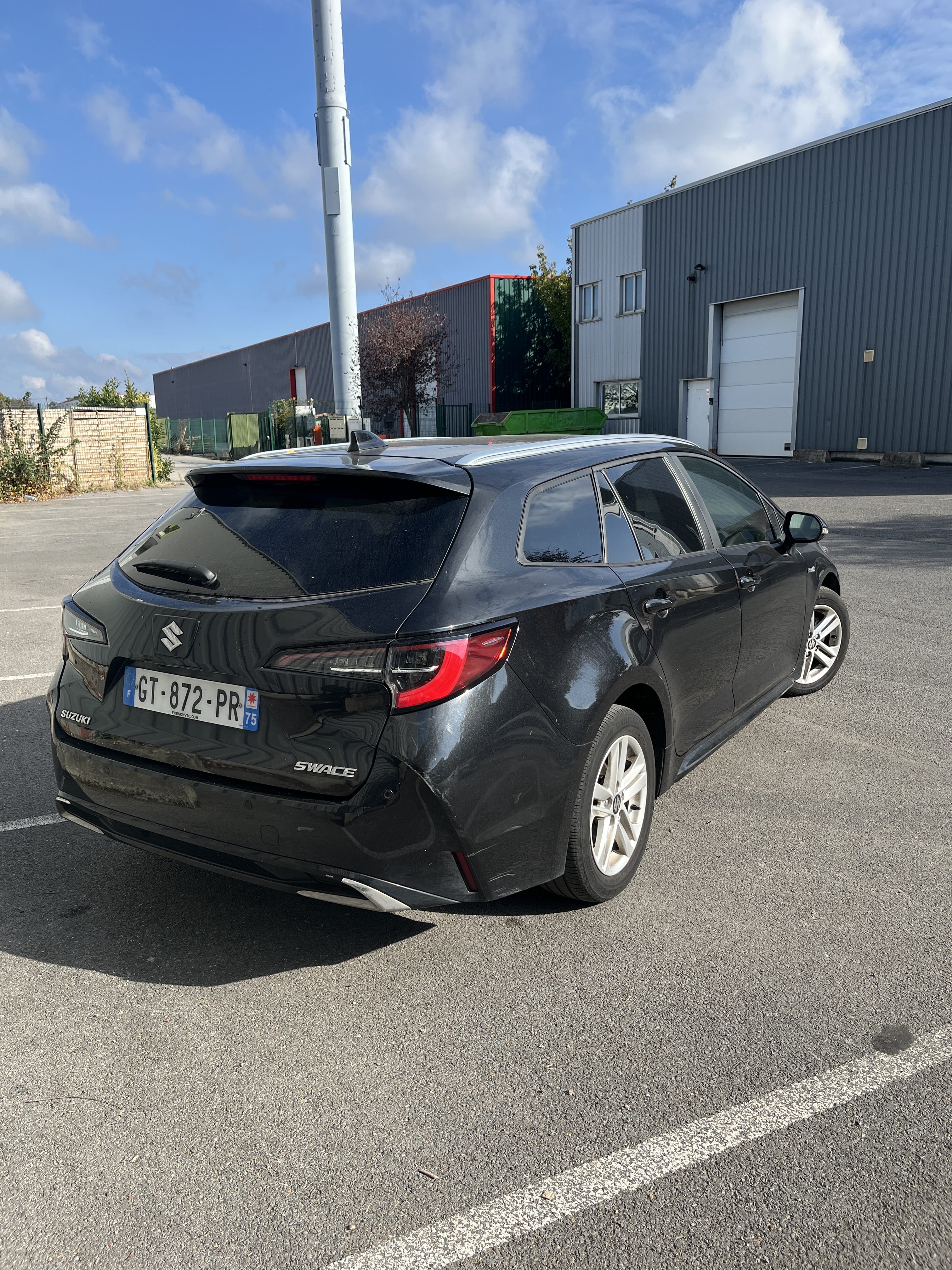 Suzuki Swace avec GPS