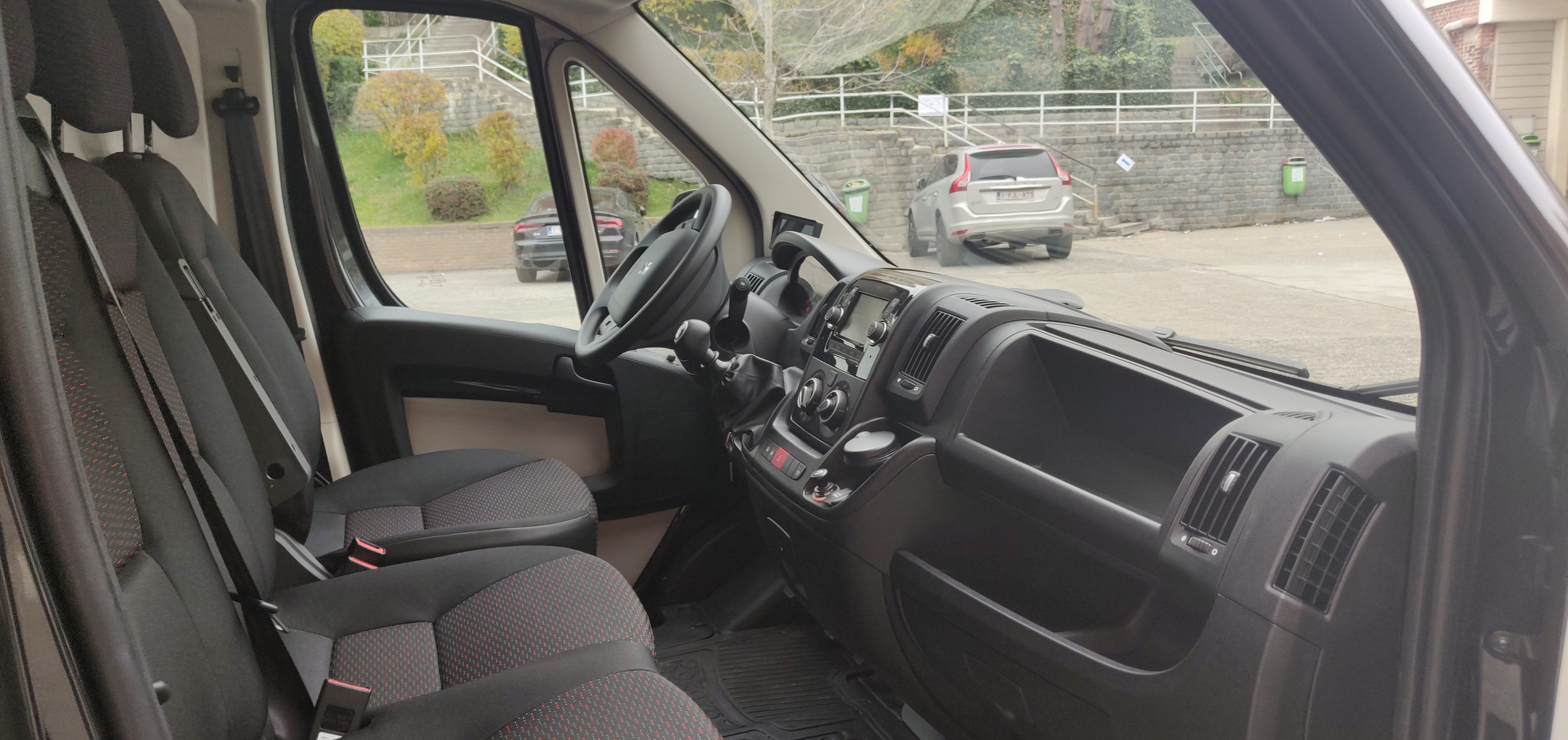 Peugeot Boxer L2H2 2.2 BlueHDi 140 S&S Manuel met Cruise control