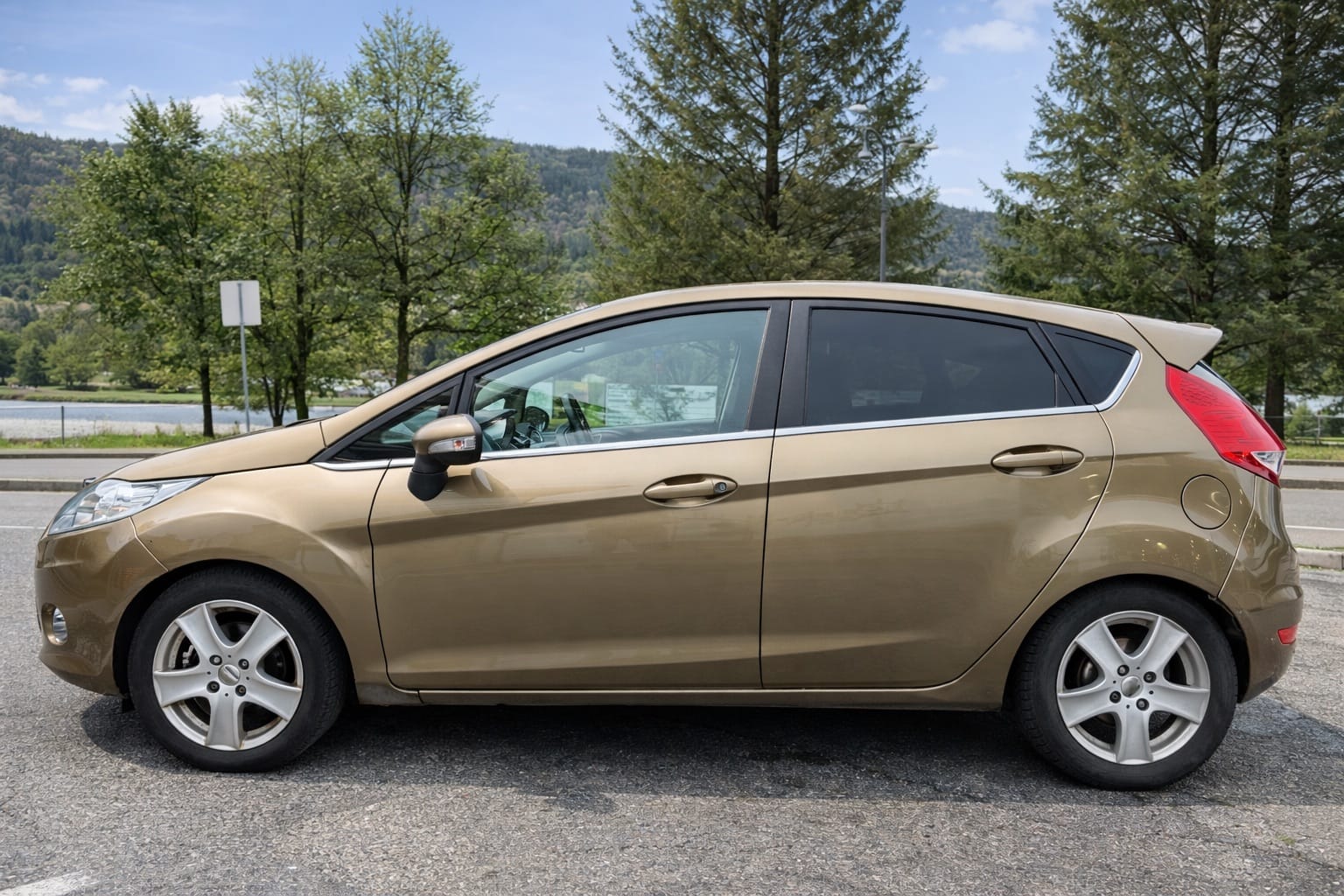 Ford Fiesta med Vinterdekk