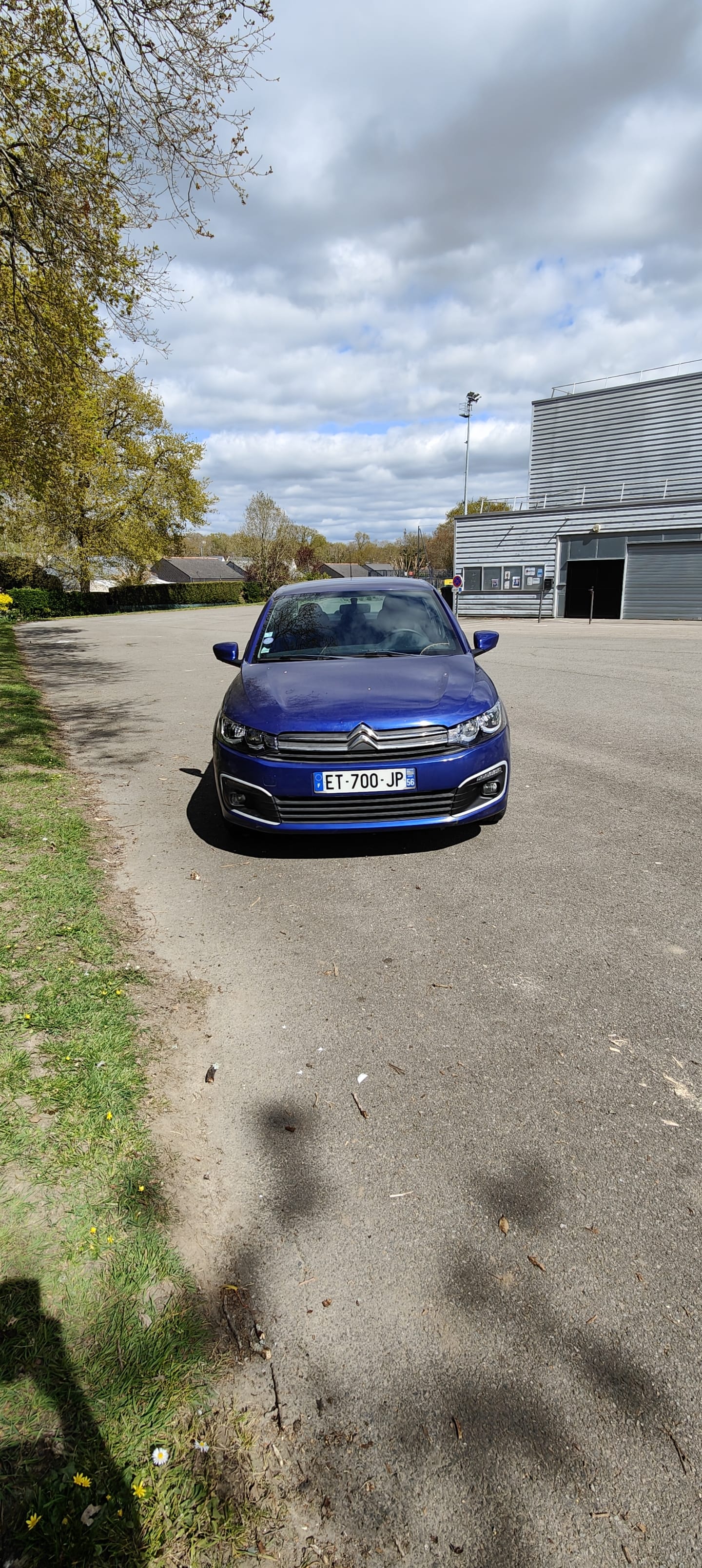 Citroen C-Elysée avec Port USB