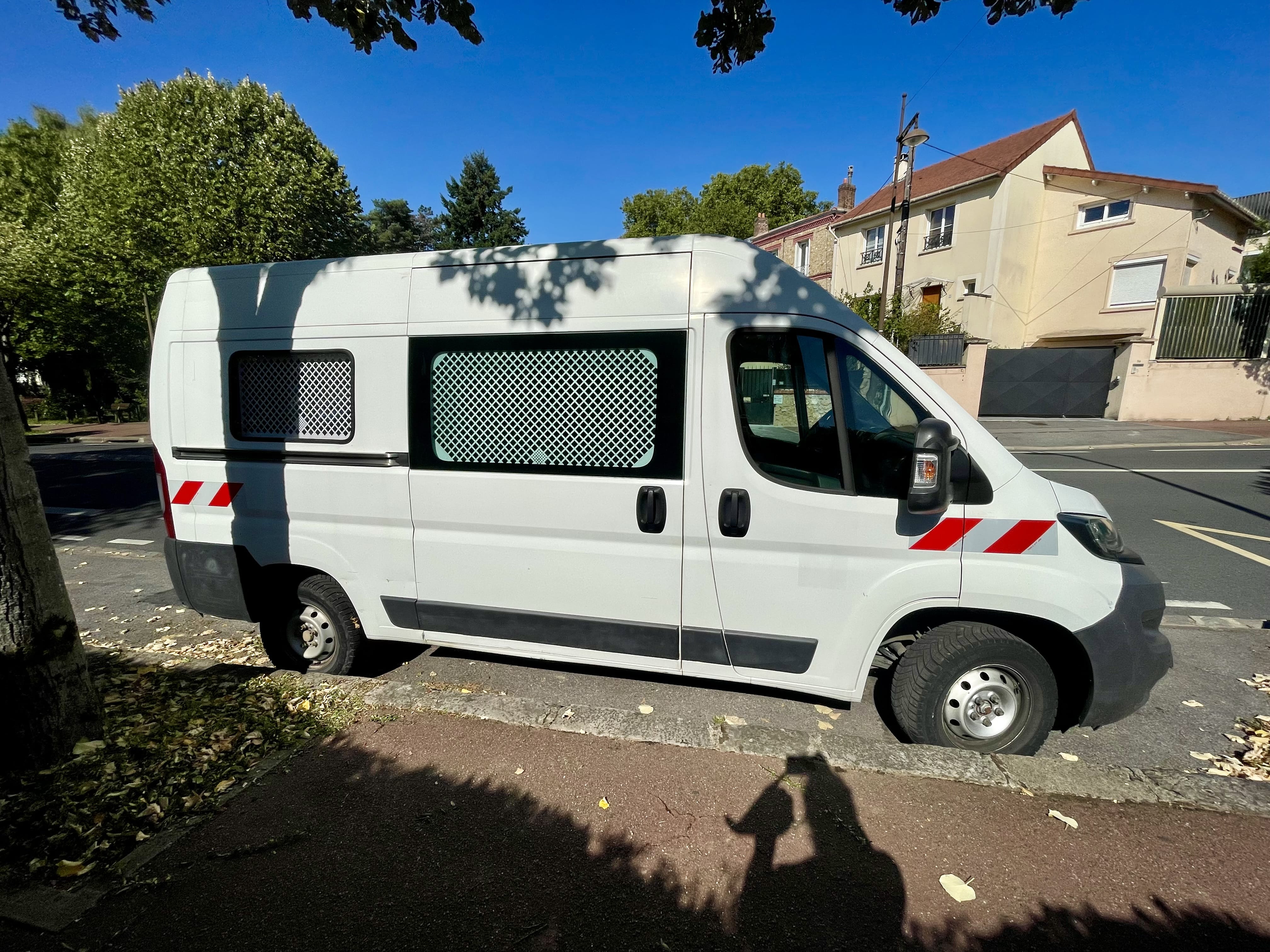 Peugeot Boxer 2.0 HDI 130CV avec Climatisation
