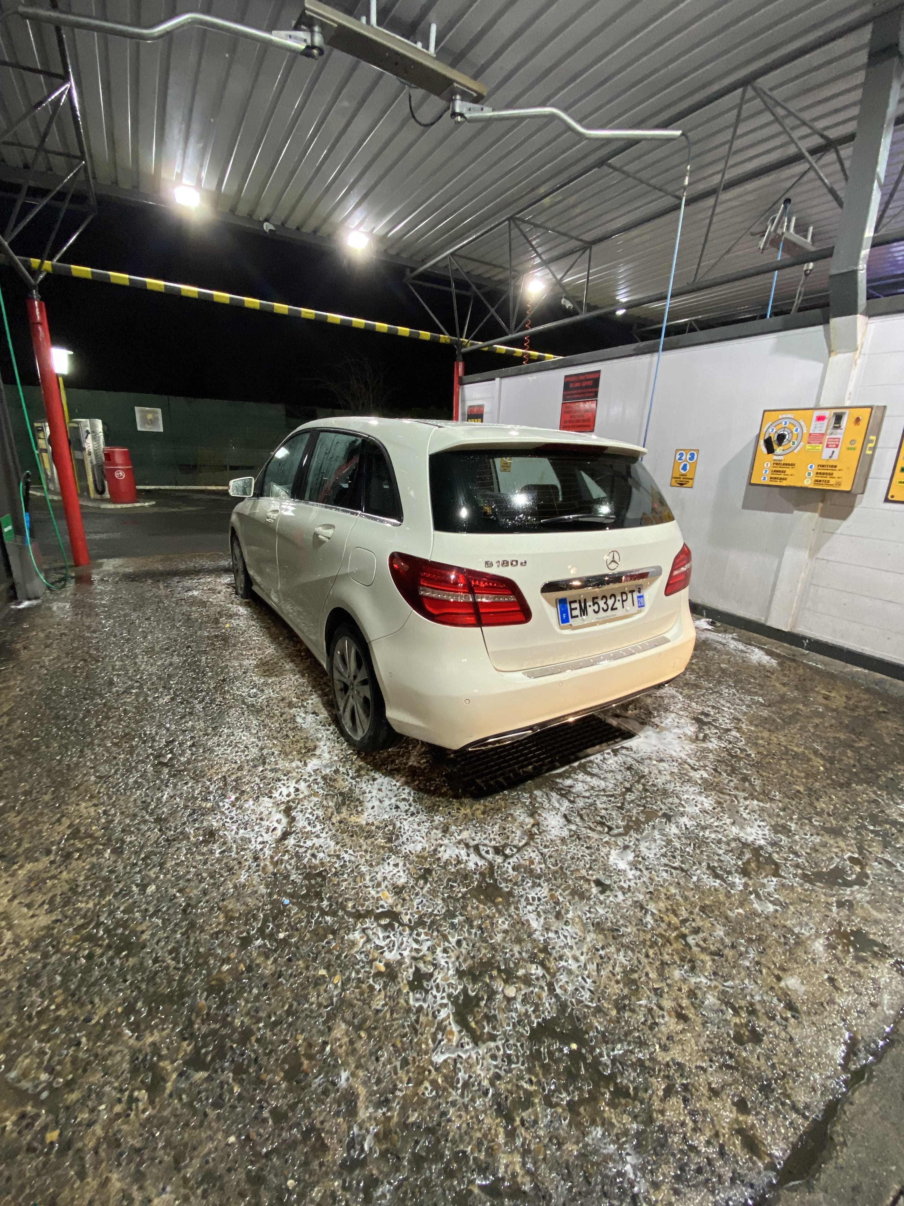 Mercedes Classe B avec Régulateur de vitesse