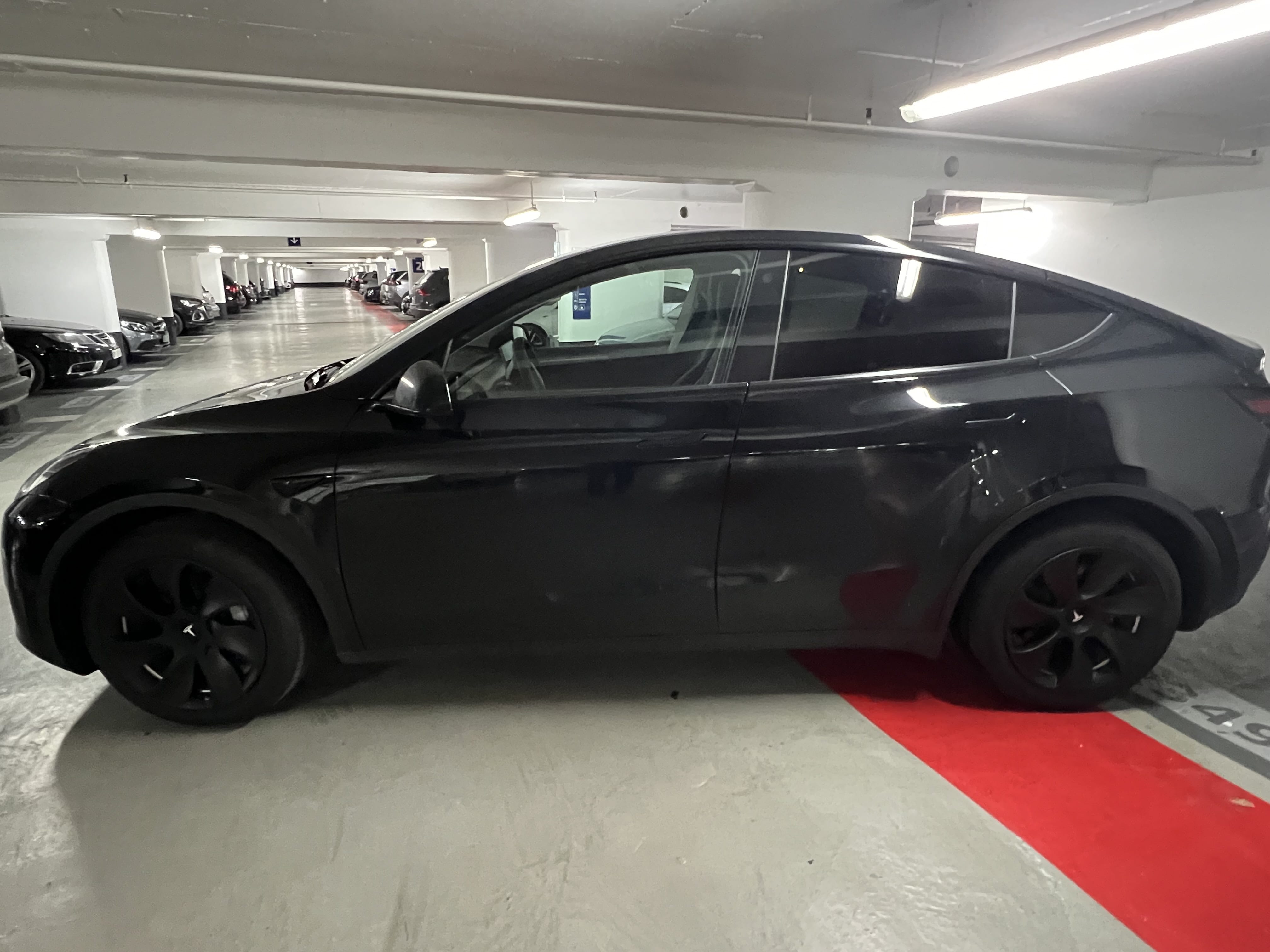 Tesla Model Y Long Range avec Climatisation